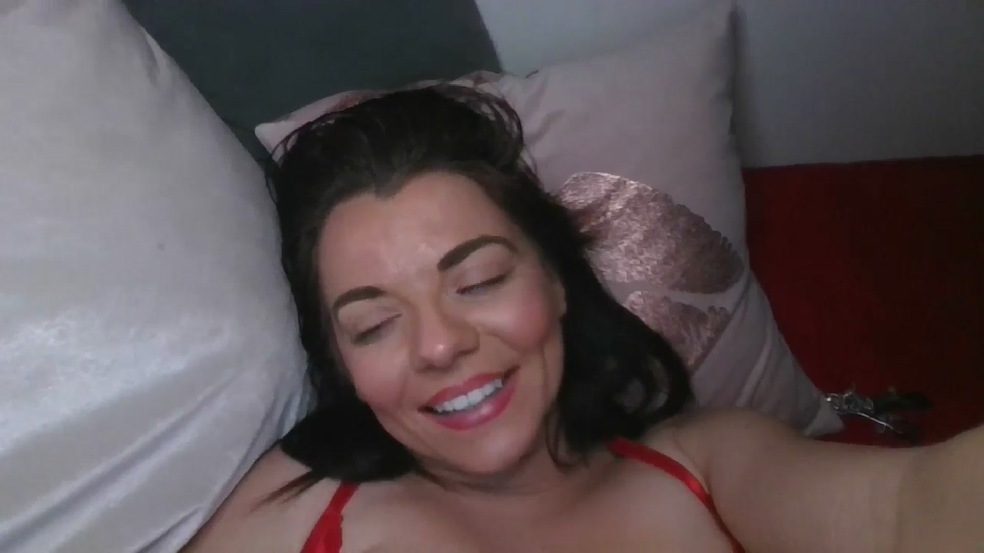 Gallery image thumbnail from innocentSamx's myfreecams stream on, 01/18/2025, 17:09 image 18 of 20