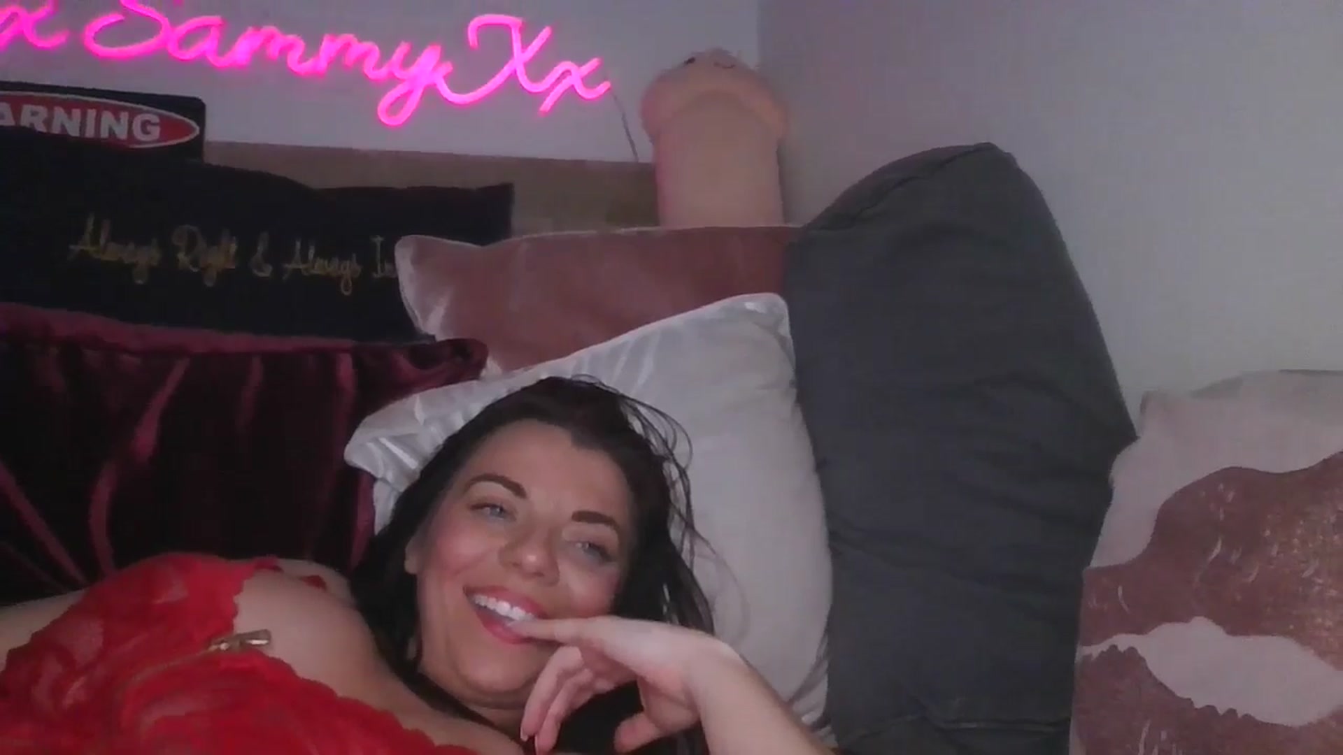 Gallery image thumbnail from innocentSamx's myfreecams stream on, 01/18/2025, 17:09 image 13 of 20