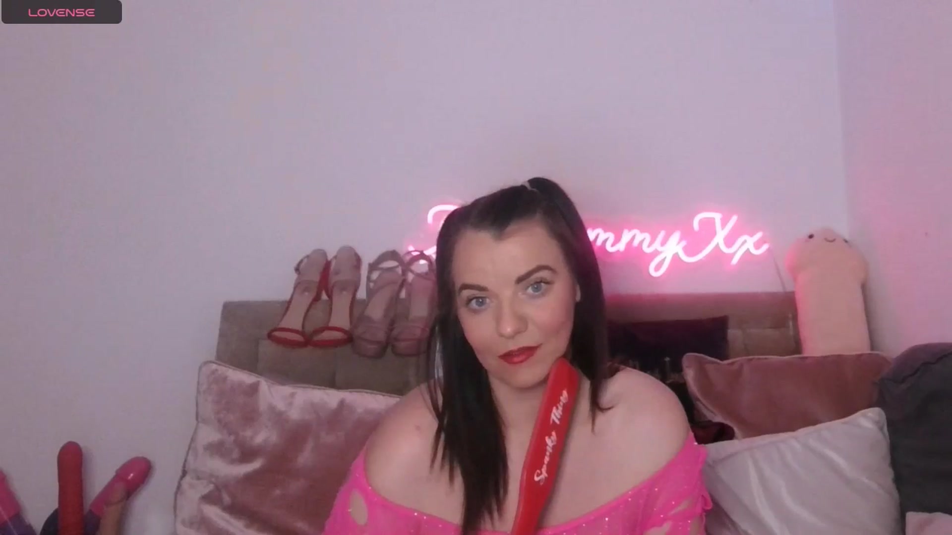 Gallery image thumbnail from innocentSamx's myfreecams stream on, 01/19/2025, 14:51 image 3 of 20