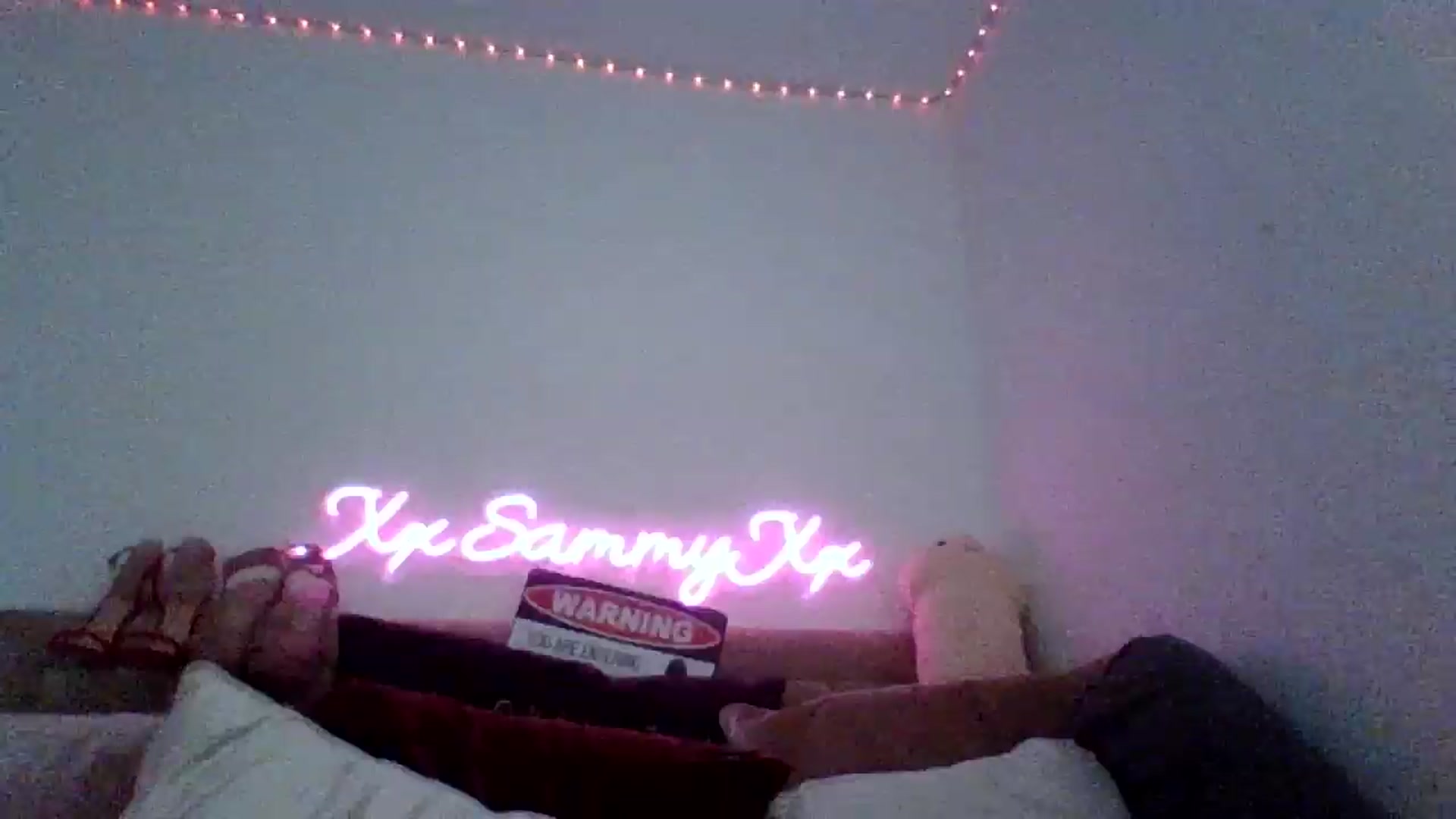 Gallery image thumbnail from innocentSamx's myfreecams stream on, 01/21/2025, 21:16 image 15 of 20
