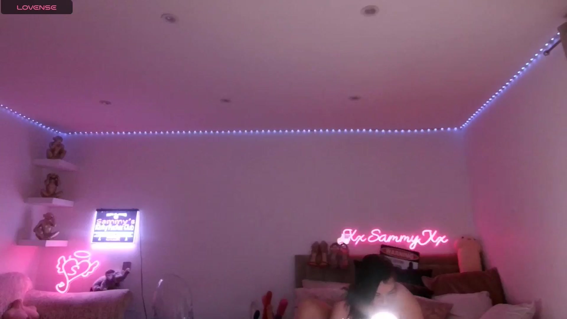 Gallery image thumbnail from innocentSamx's myfreecams stream on, 01/23/2025, 15:08 image 13 of 20