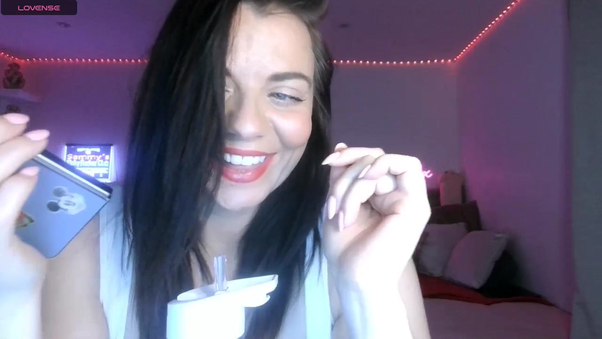 Gallery image thumbnail from innocentSamx's myfreecams stream on, 01/23/2025, 16:18 image 2 of 20