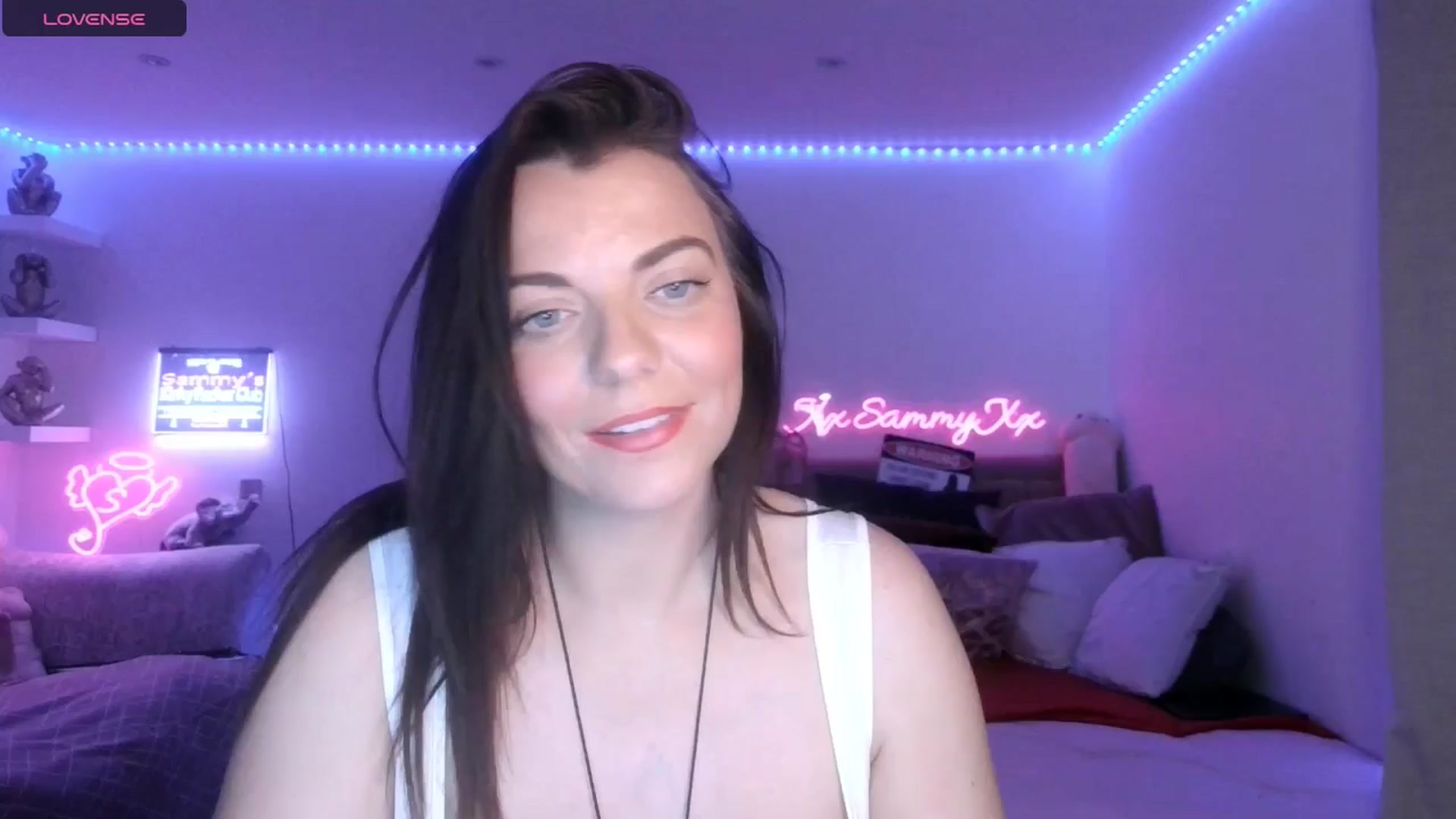 Gallery image thumbnail from innocentSamx's myfreecams stream on, 01/23/2025, 16:18 image 6 of 20