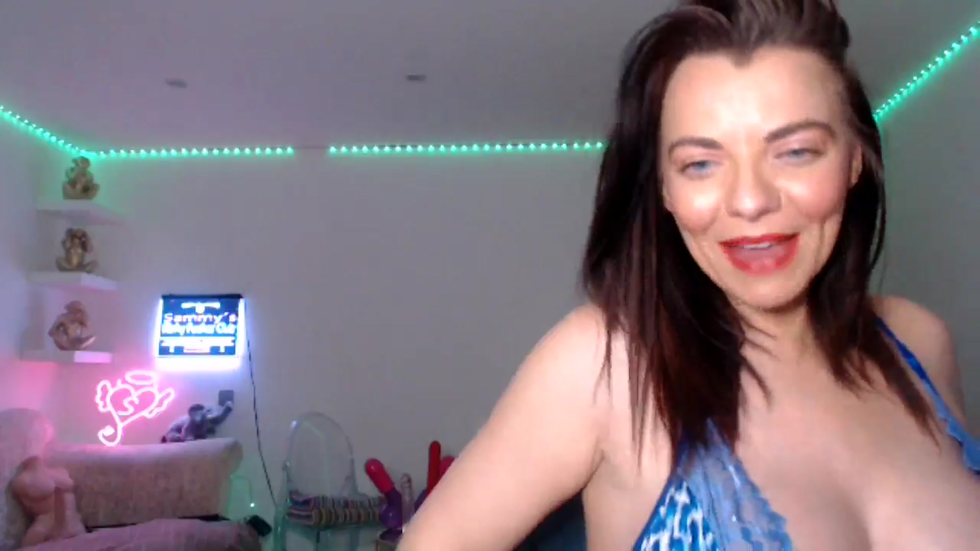 Gallery image thumbnail from innocentSamx's myfreecams stream on, 01/24/2025, 16:43 image 8 of 20
