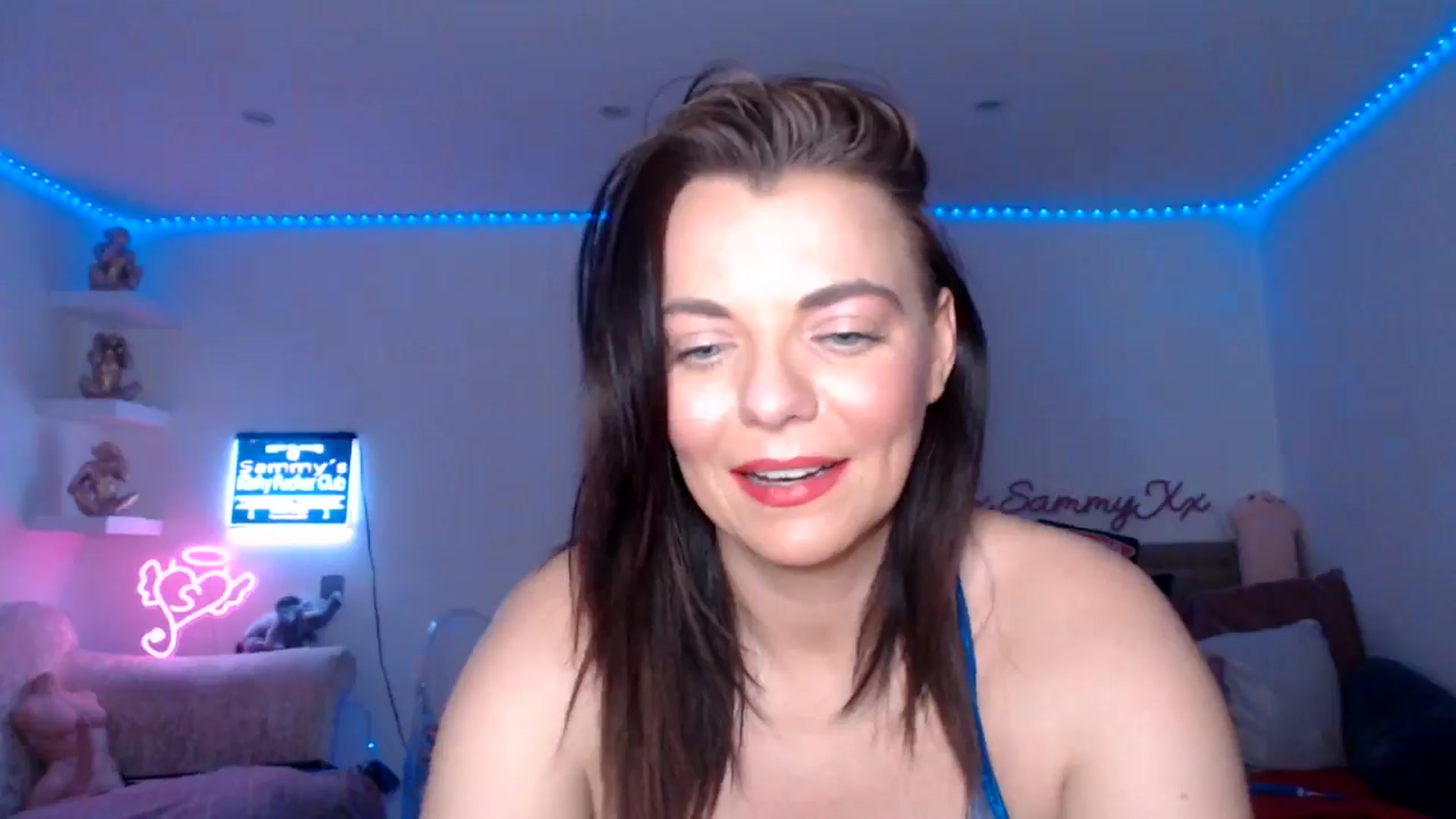 Gallery image thumbnail from innocentSamx's myfreecams stream on, 01/24/2025, 16:43 image 14 of 20
