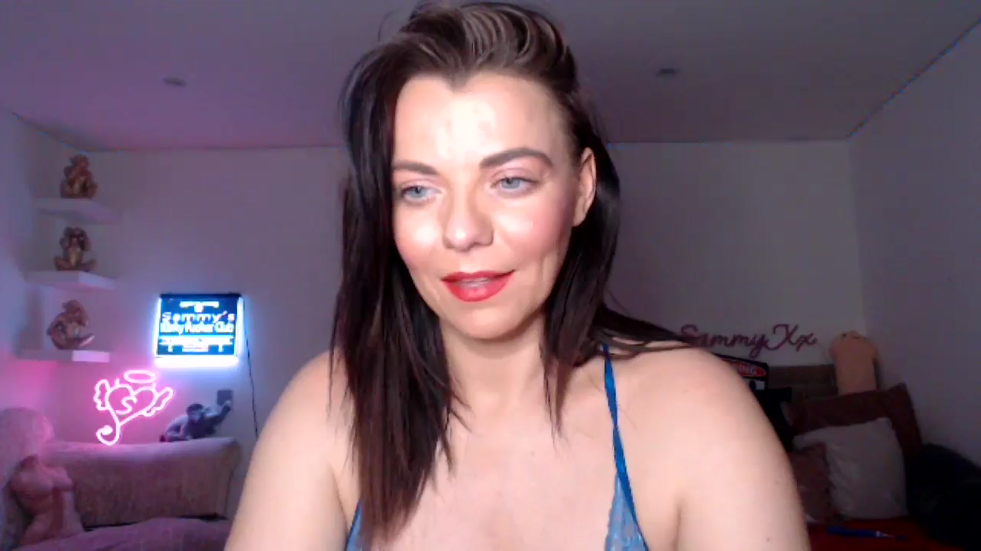 Gallery image thumbnail from innocentSamx's myfreecams stream on, 01/24/2025, 16:43 image 12 of 20
