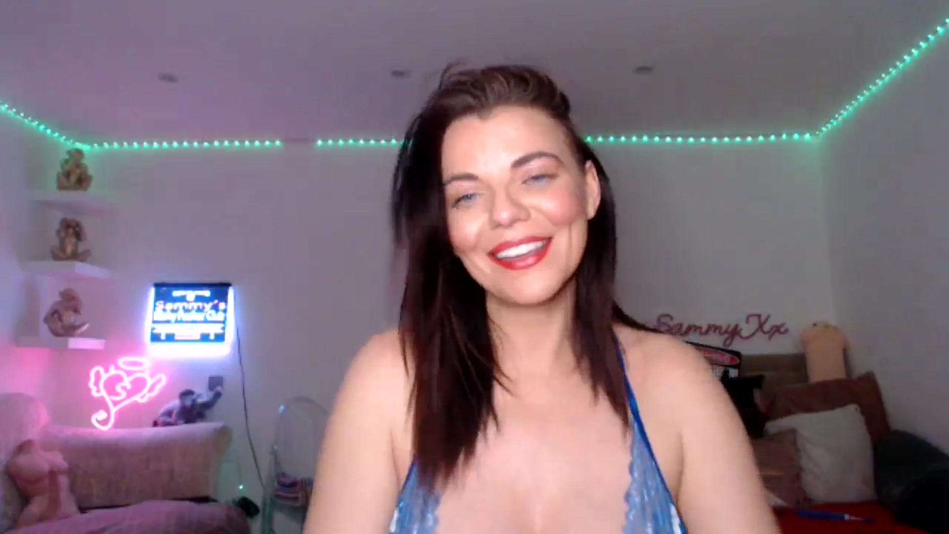 Gallery image thumbnail from innocentSamx's myfreecams stream on, 01/24/2025, 16:43 image 16 of 20