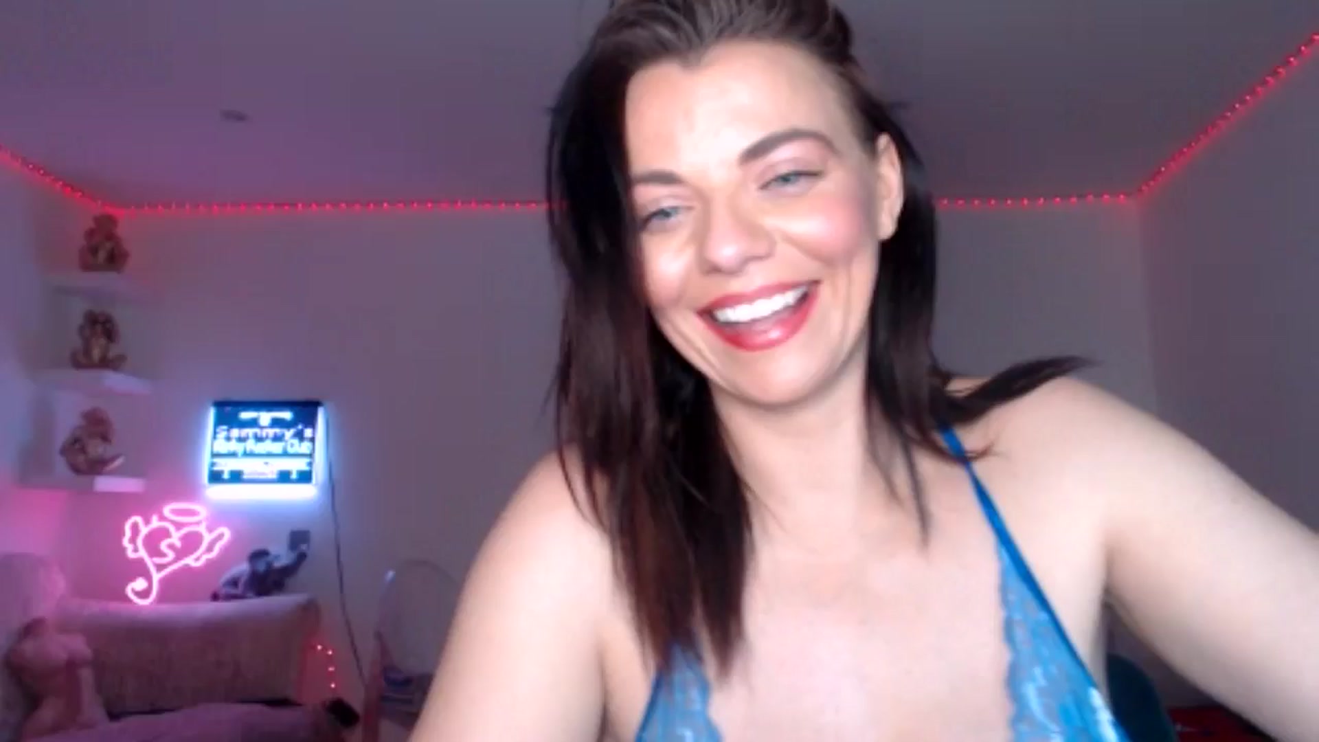 Gallery image thumbnail from innocentSamx's myfreecams stream on, 01/24/2025, 16:43 image 19 of 20