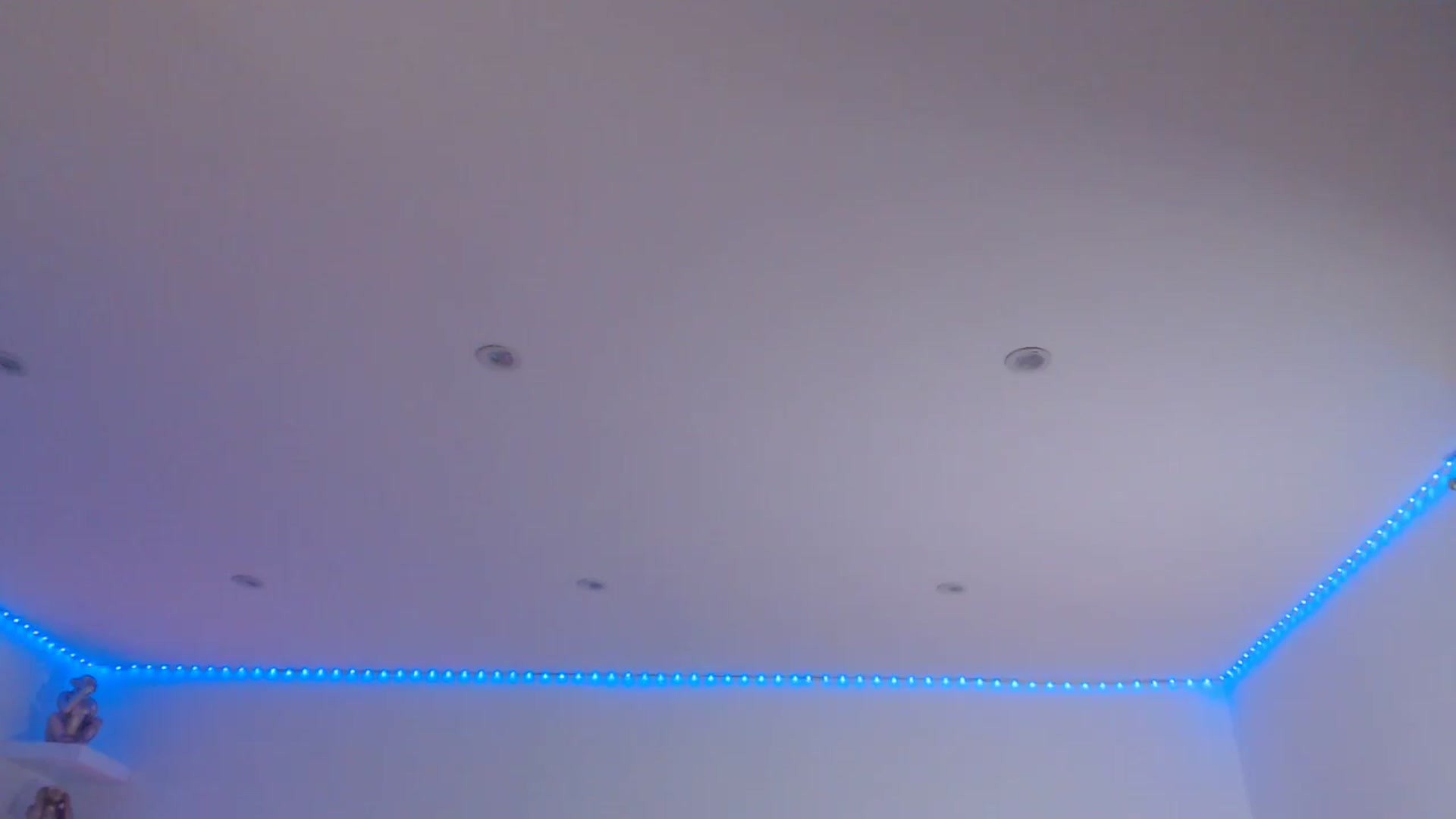Gallery image thumbnail from innocentSamx's myfreecams stream on, 01/25/2025, 18:53 image 15 of 20