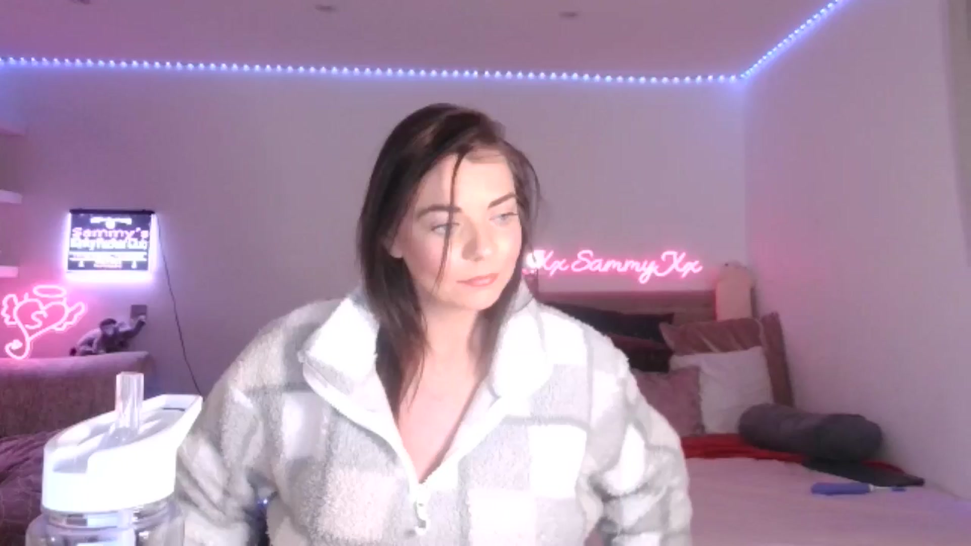 Gallery image thumbnail from innocentSamx's myfreecams stream on, 01/28/2025, 14:38 image 13 of 20