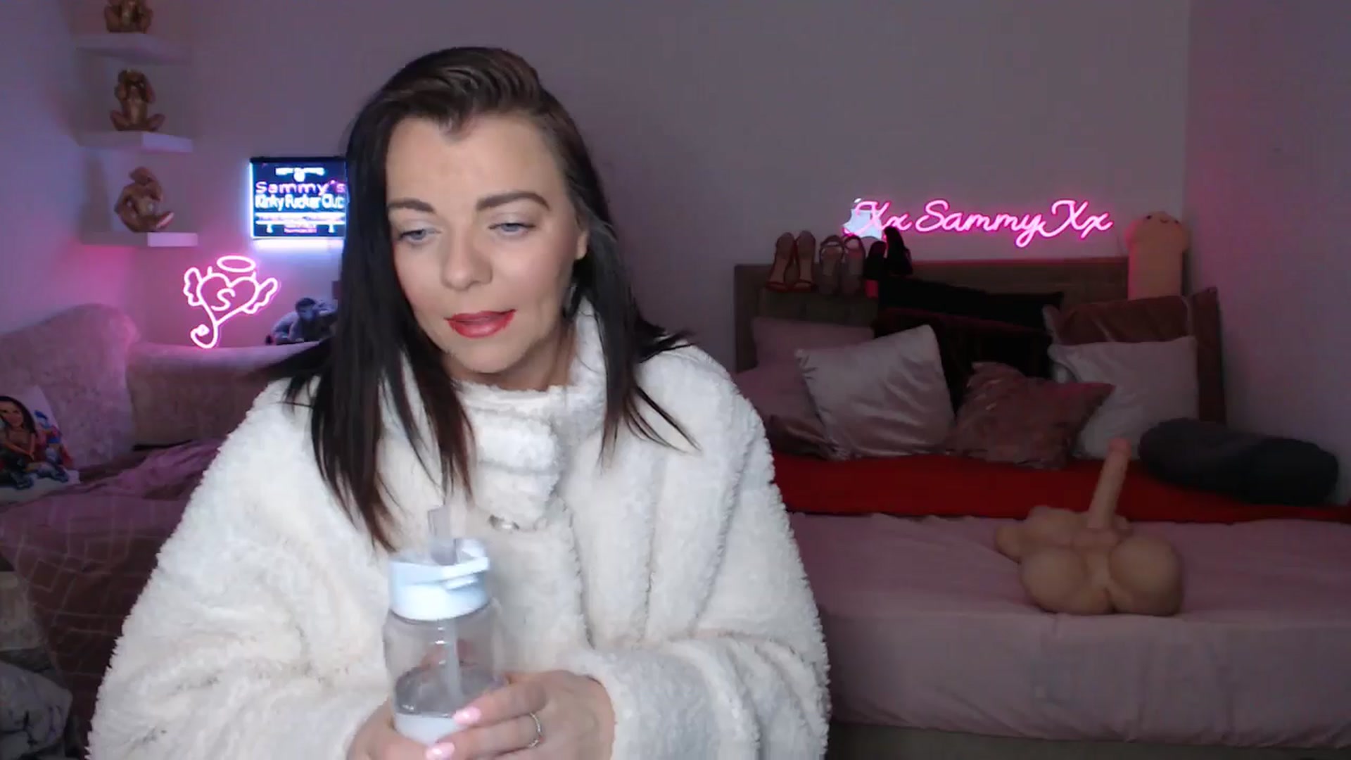 Gallery image thumbnail from innocentSamx's myfreecams stream on, 02/01/2025, 14:47 image 6 of 20