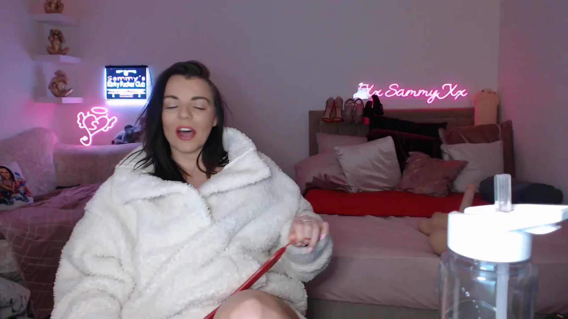 Gallery image thumbnail from innocentSamx's myfreecams stream on, 02/01/2025, 14:47 image 10 of 20