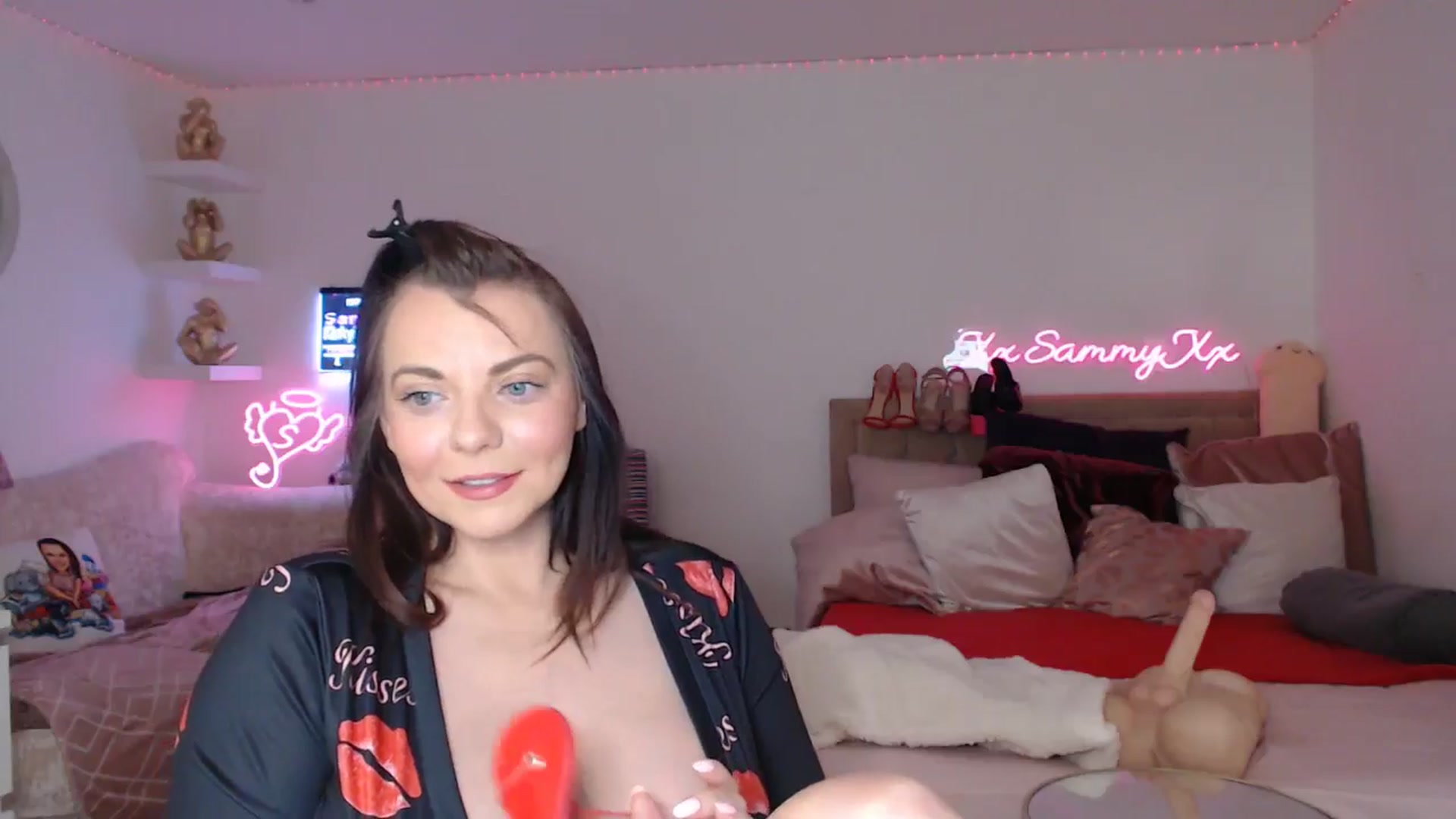 Gallery image thumbnail from innocentSamx's myfreecams stream on, 02/02/2025, 15:28 image 4 of 20