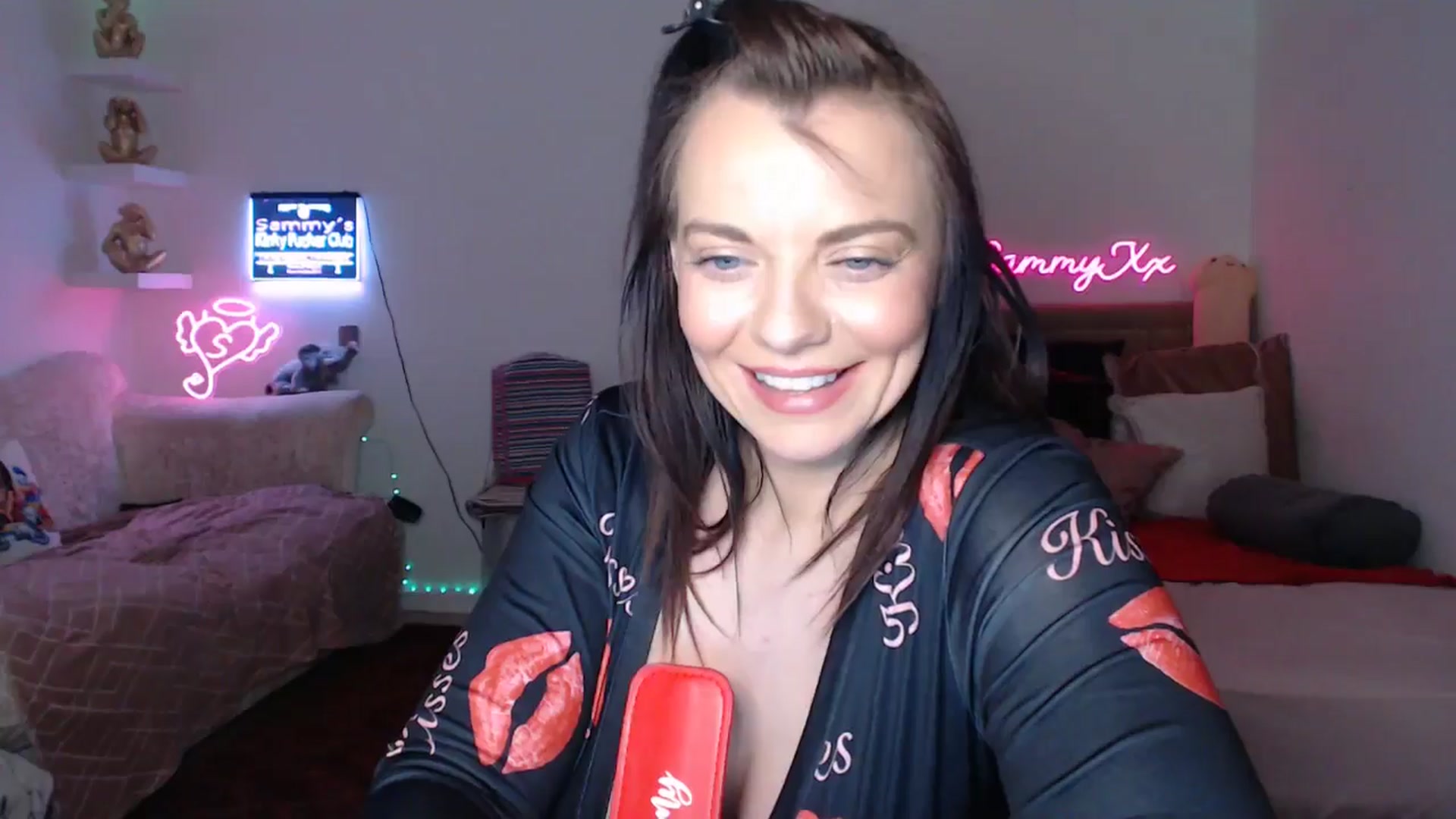 Gallery image thumbnail from innocentSamx's myfreecams stream on, 02/02/2025, 19:03 image 4 of 20