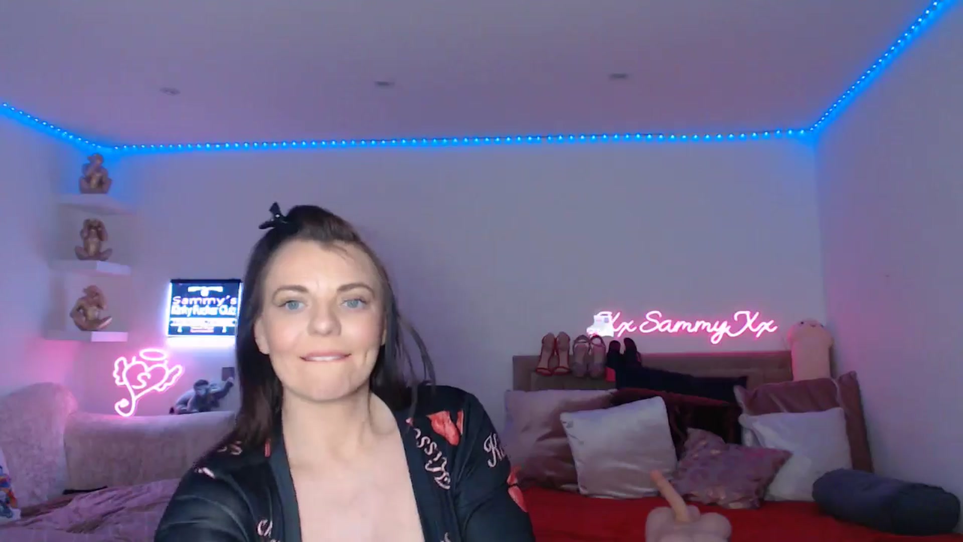 Gallery image thumbnail from innocentSamx's myfreecams stream on, 02/02/2025, 19:03 image 11 of 20
