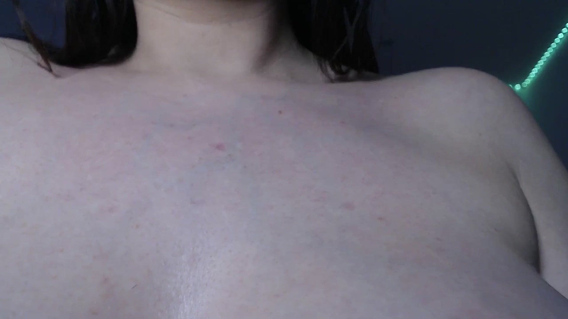 Gallery image thumbnail from innocentSamx's myfreecams stream on, 02/02/2025, 19:03 image 17 of 20