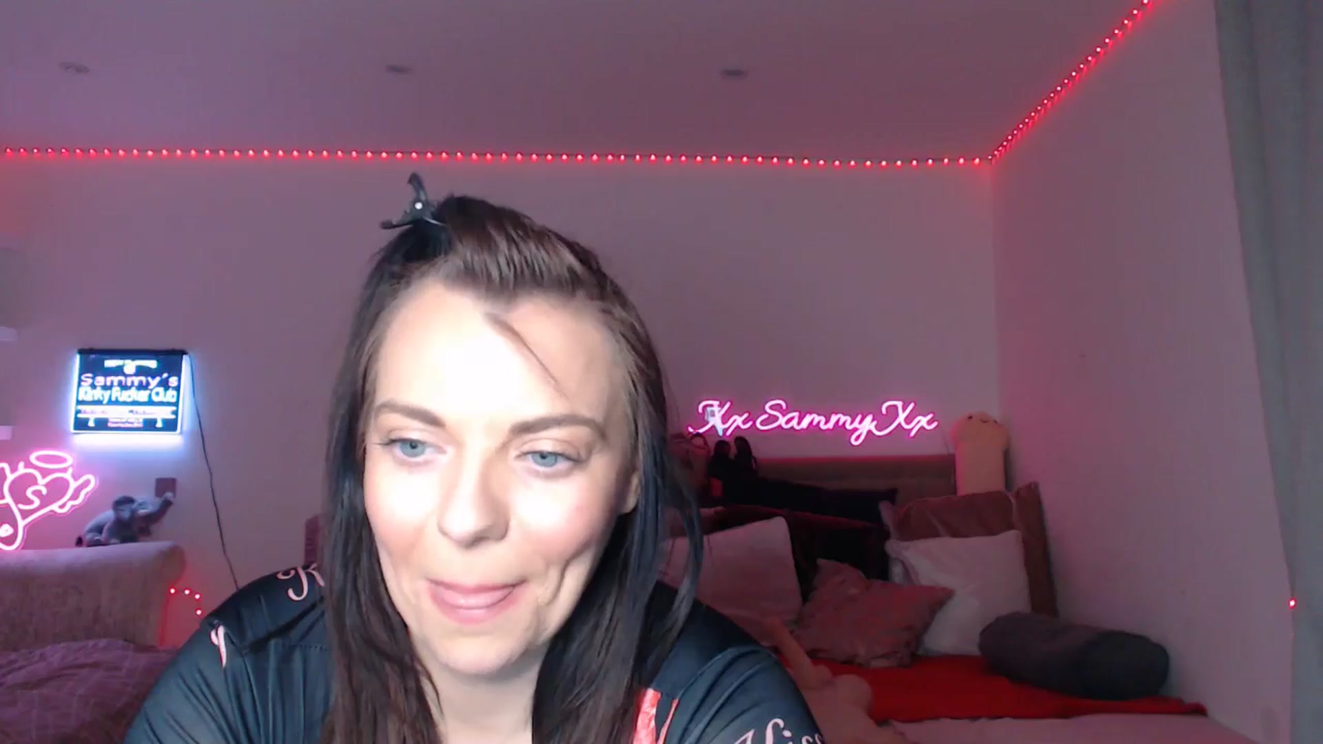 Gallery image thumbnail from innocentSamx's myfreecams stream on, 02/02/2025, 19:20 image 13 of 20