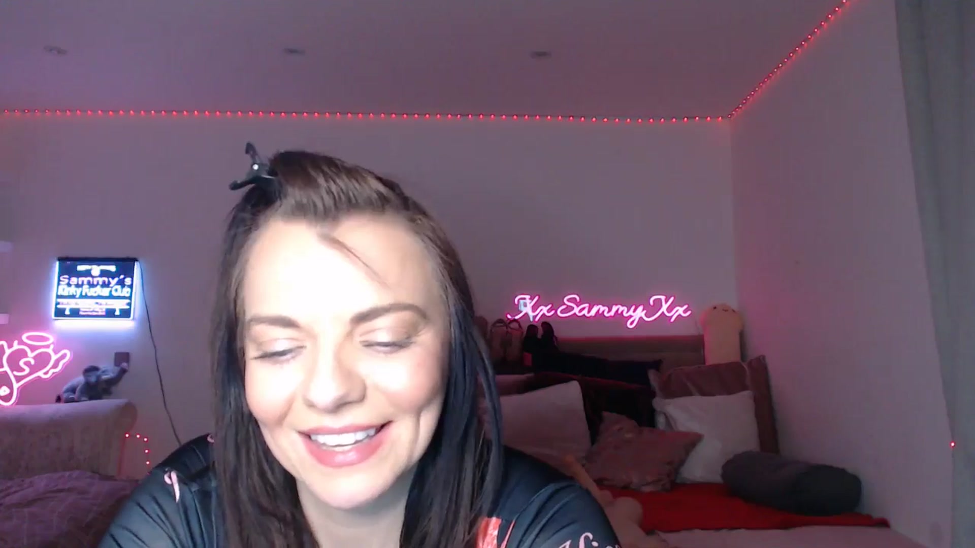 Gallery image thumbnail from innocentSamx's myfreecams stream on, 02/02/2025, 19:20 image 12 of 20
