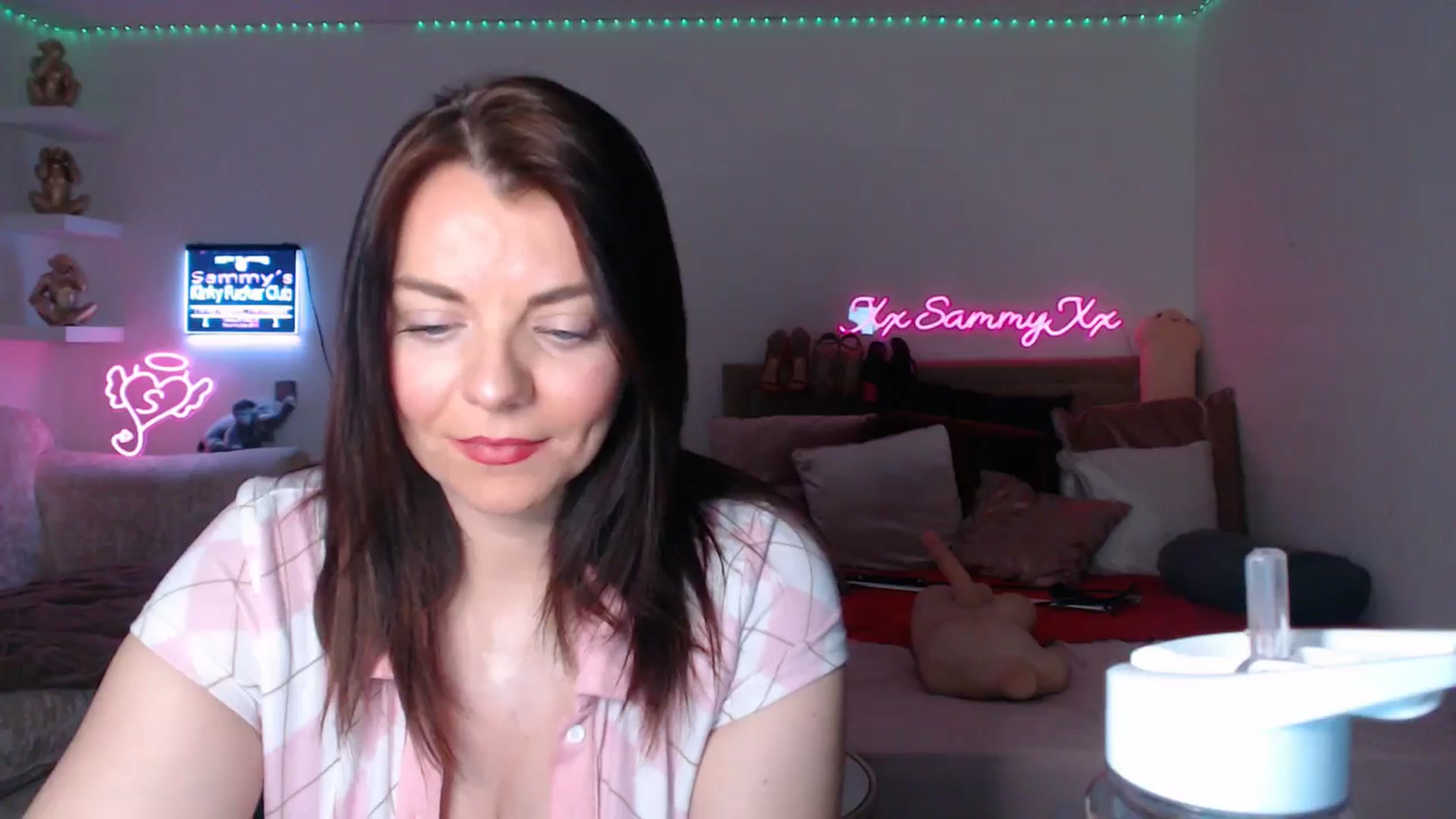 Gallery image thumbnail from innocentSamx's myfreecams stream on, 02/03/2025, 15:45 image 20 of 20