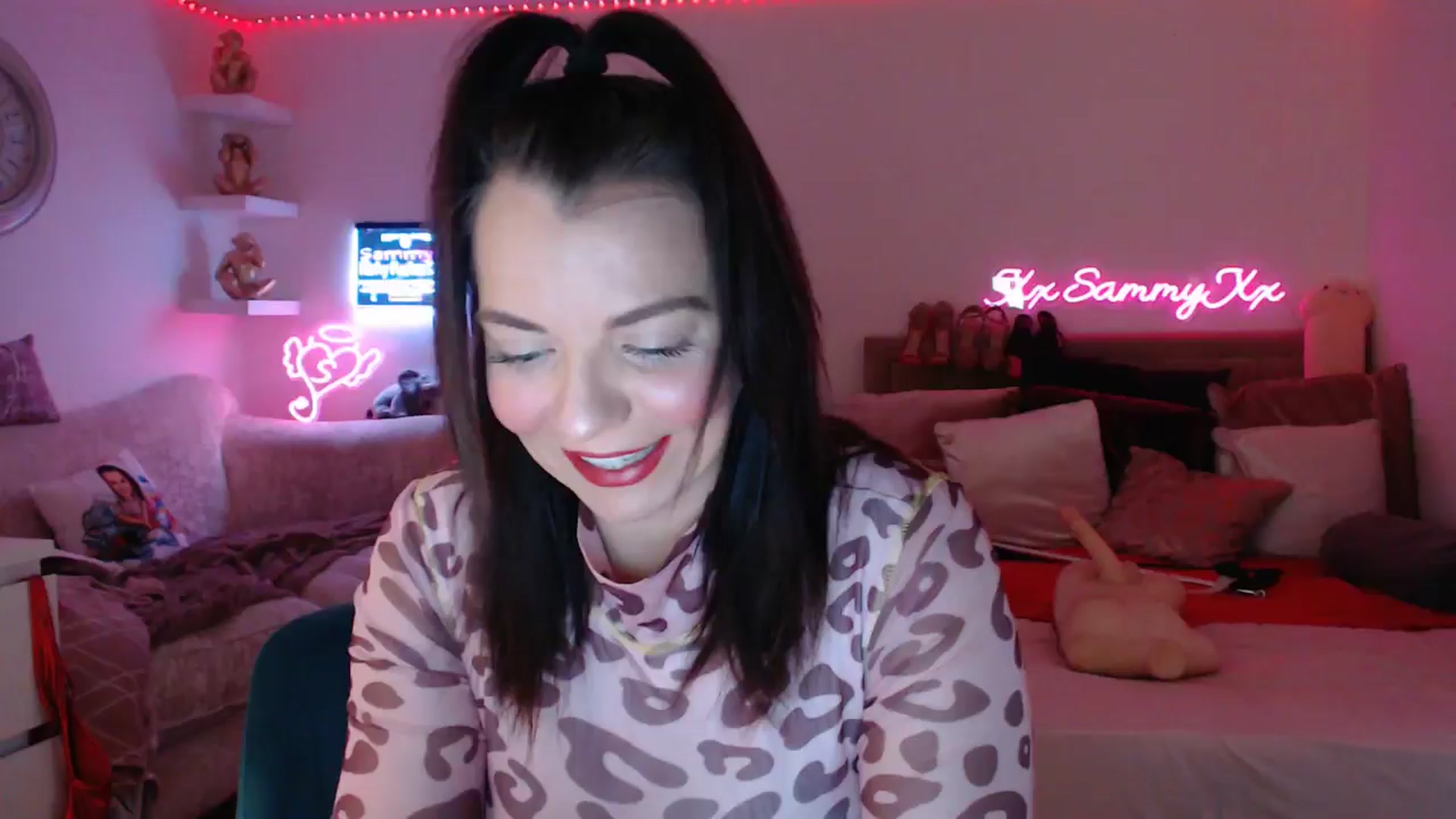 Gallery image thumbnail from innocentSamx's myfreecams stream on, 02/06/2025, 13:20 image 4 of 20