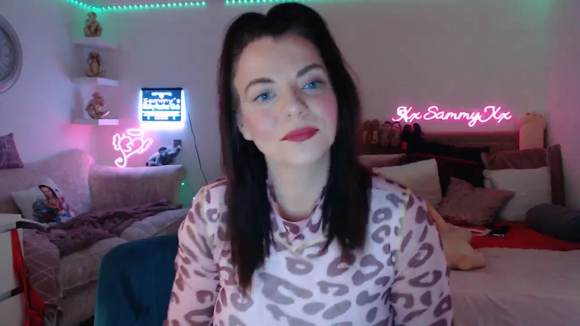 Gallery image thumbnail from innocentSamx's myfreecams stream on, 02/06/2025, 13:20 image 20 of 20