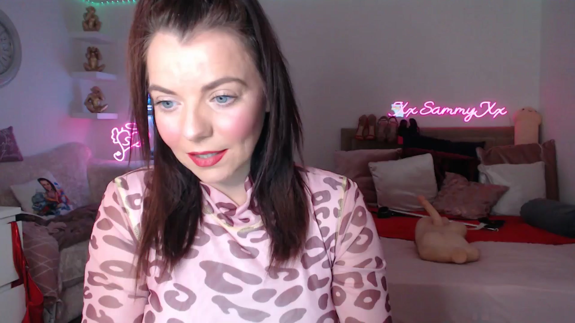 Gallery image thumbnail from innocentSamx's myfreecams stream on, 02/06/2025, 13:38 image 5 of 20