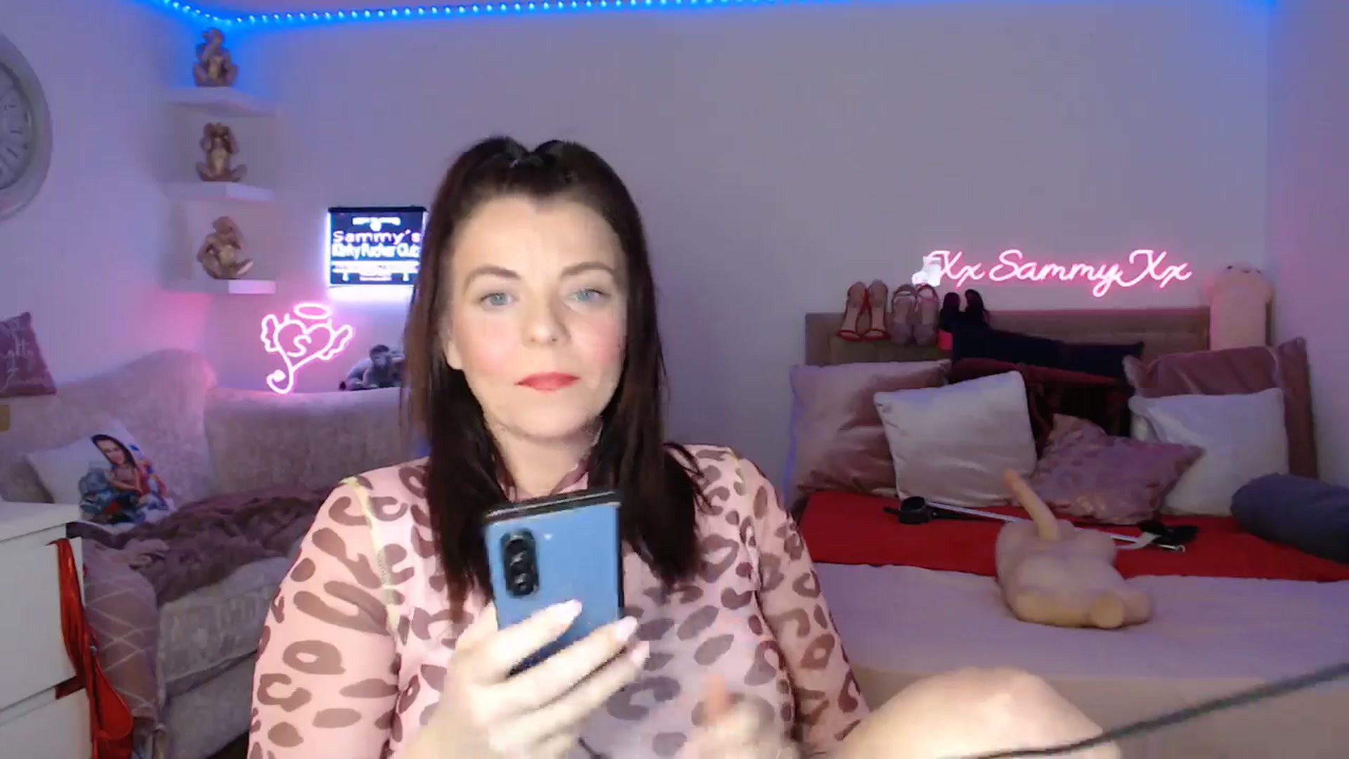 Gallery image thumbnail from innocentSamx's myfreecams stream on, 02/06/2025, 13:38 image 20 of 20