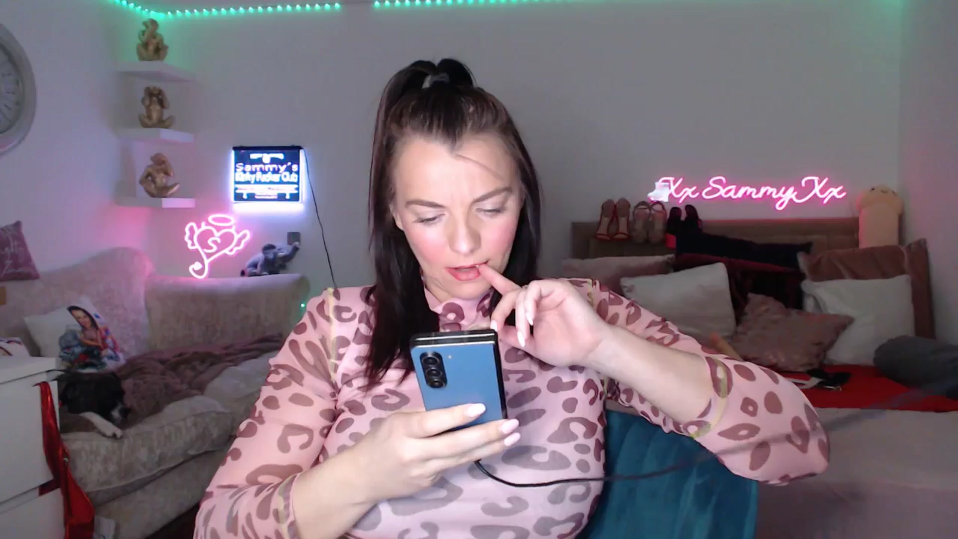 Gallery image thumbnail from innocentSamx's myfreecams stream on, 02/06/2025, 15:29 image 2 of 20