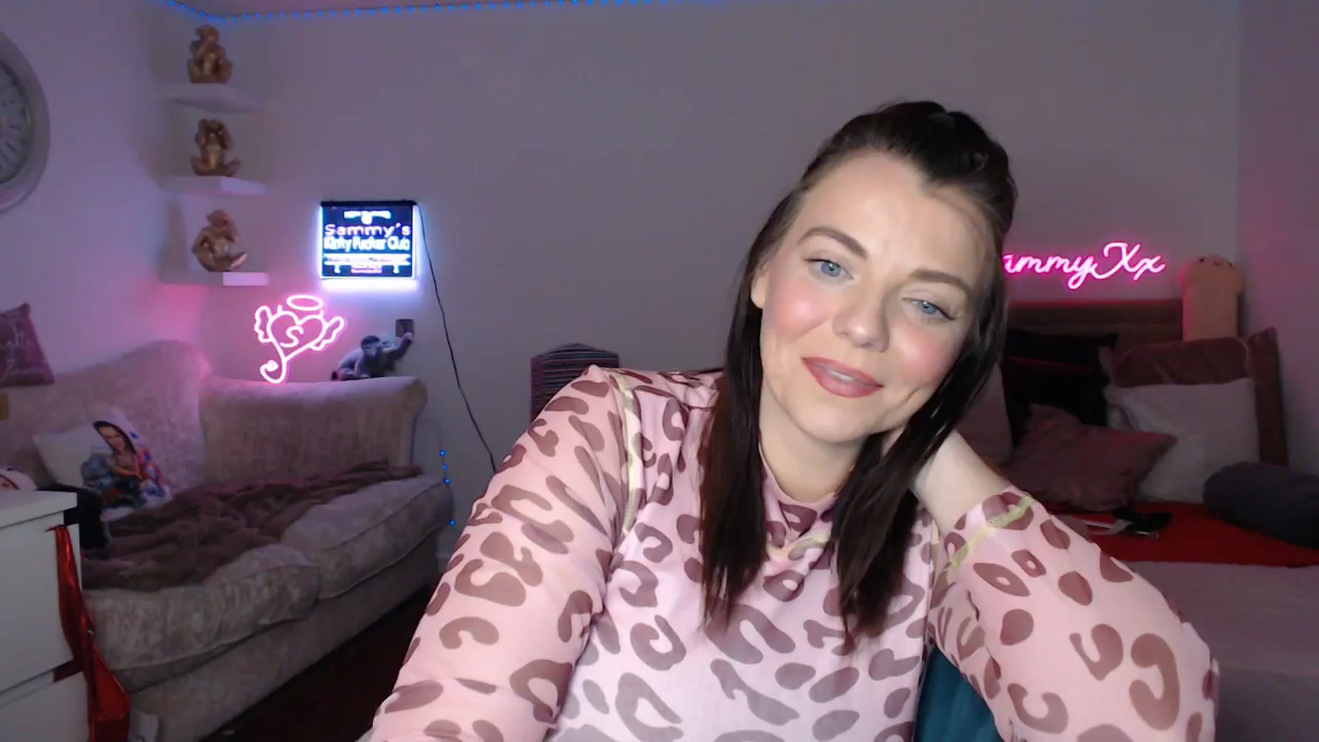 Gallery image thumbnail from innocentSamx's myfreecams stream on, 02/06/2025, 15:29 image 7 of 20