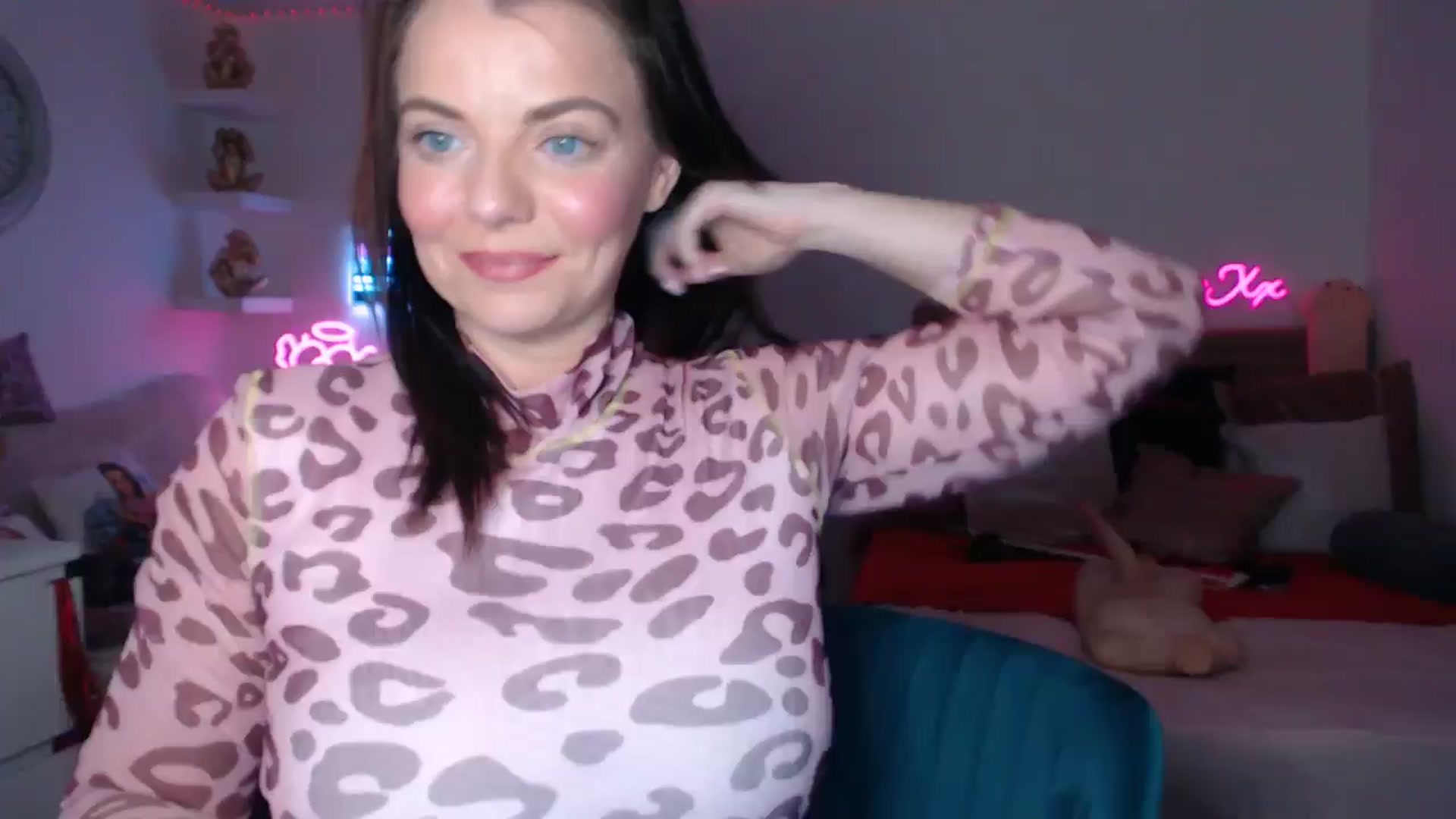 Gallery image thumbnail from innocentSamx's myfreecams stream on, 02/06/2025, 15:29 image 19 of 20