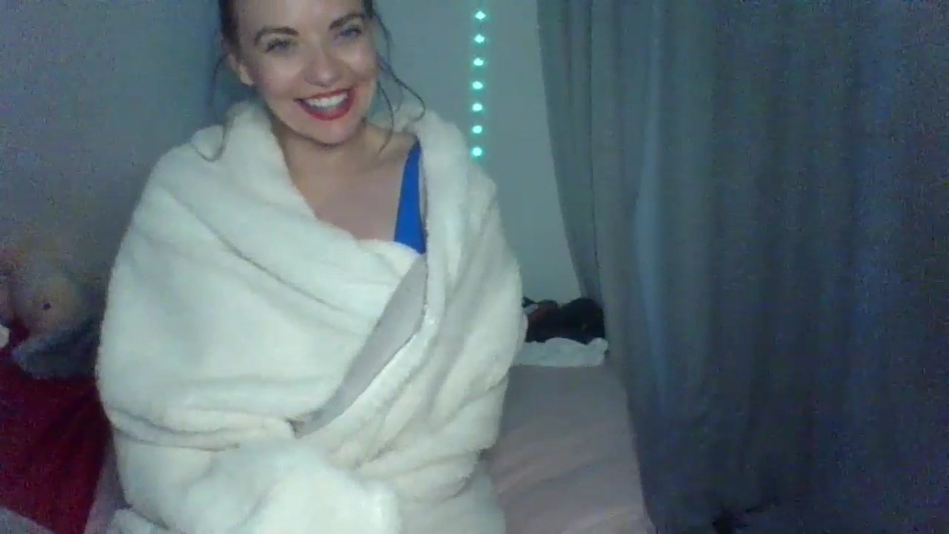 Gallery image thumbnail from innocentSamx's myfreecams stream on, 02/15/2025, 16:39 image 12 of 20