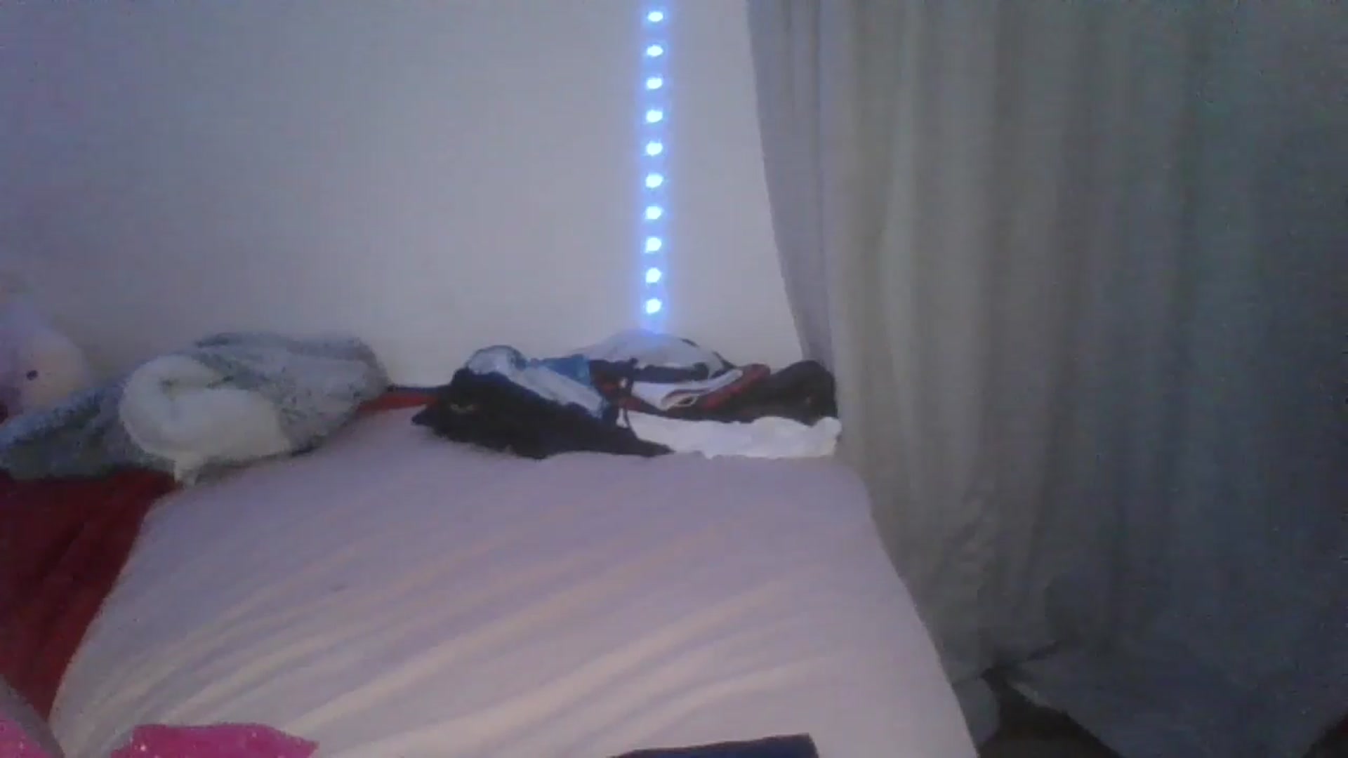 Gallery image thumbnail from innocentSamx's myfreecams stream on, 02/15/2025, 16:39 image 15 of 20