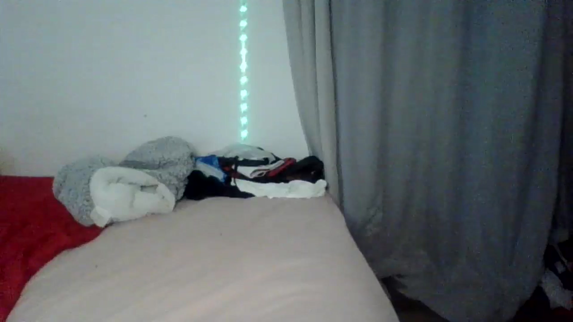 Gallery image thumbnail from innocentSamx's myfreecams stream on, 02/15/2025, 17:12 image 10 of 20