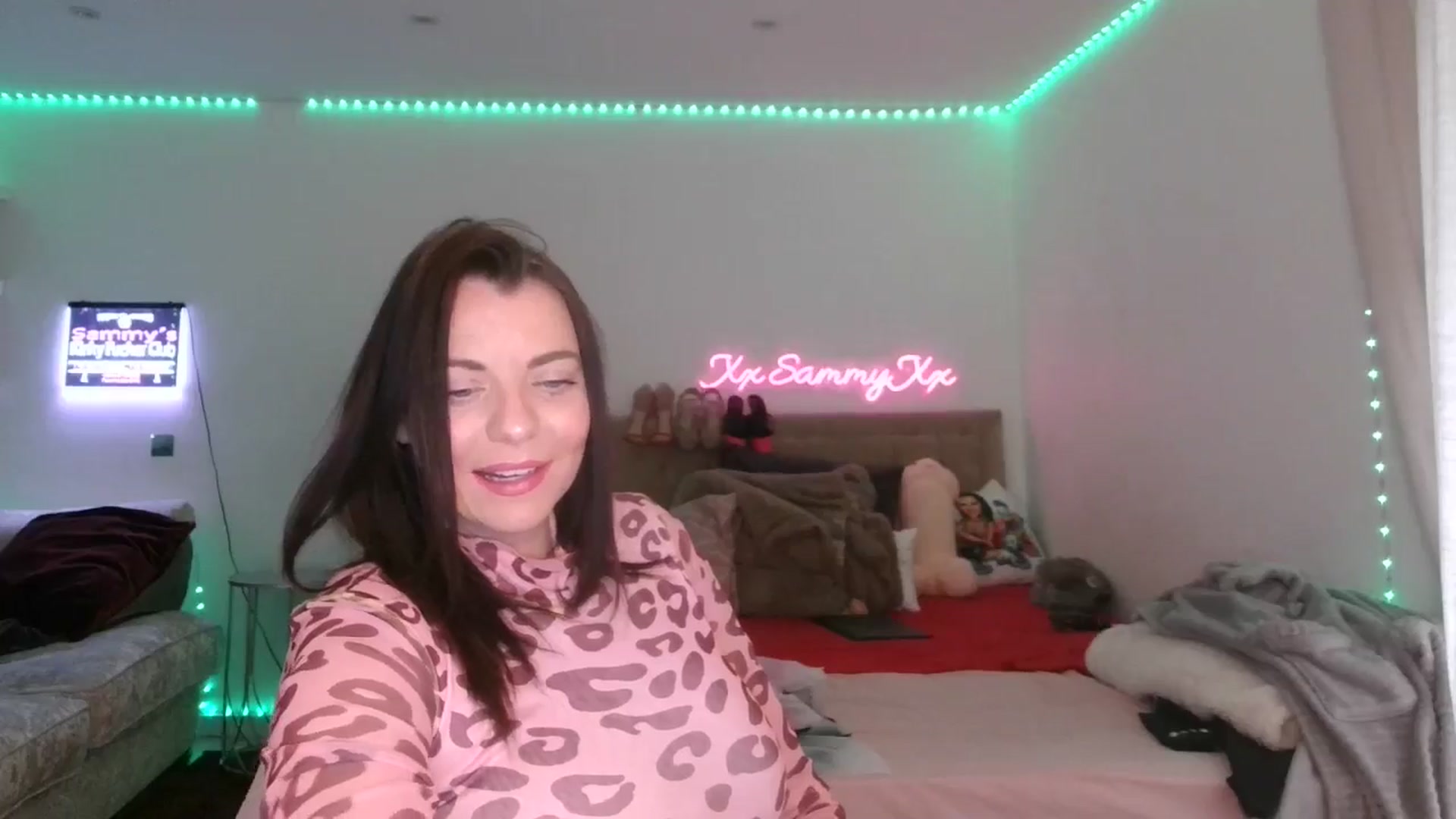 Gallery image thumbnail from innocentSamx's myfreecams stream on, 02/25/2025, 12:49 image 11 of 20