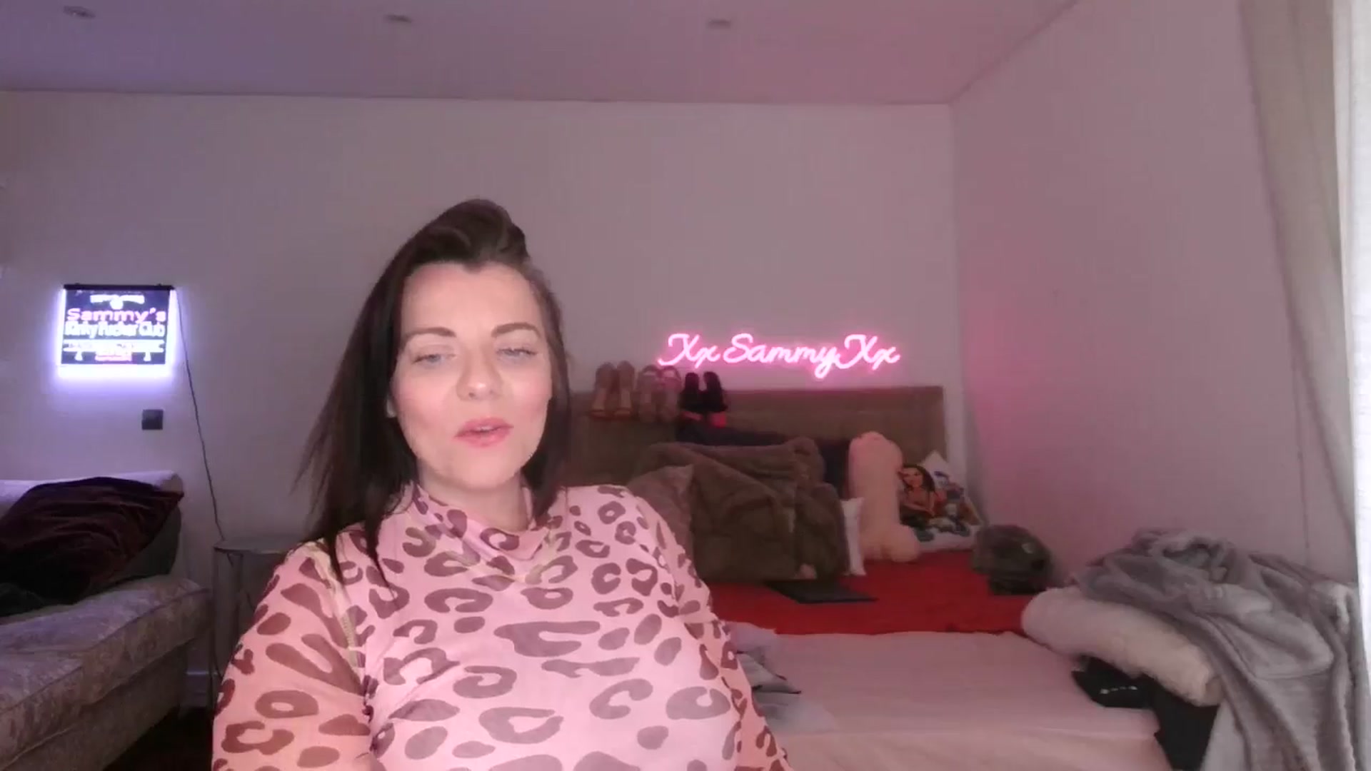 Gallery image thumbnail from innocentSamx's myfreecams stream on, 02/25/2025, 12:49 image 16 of 20