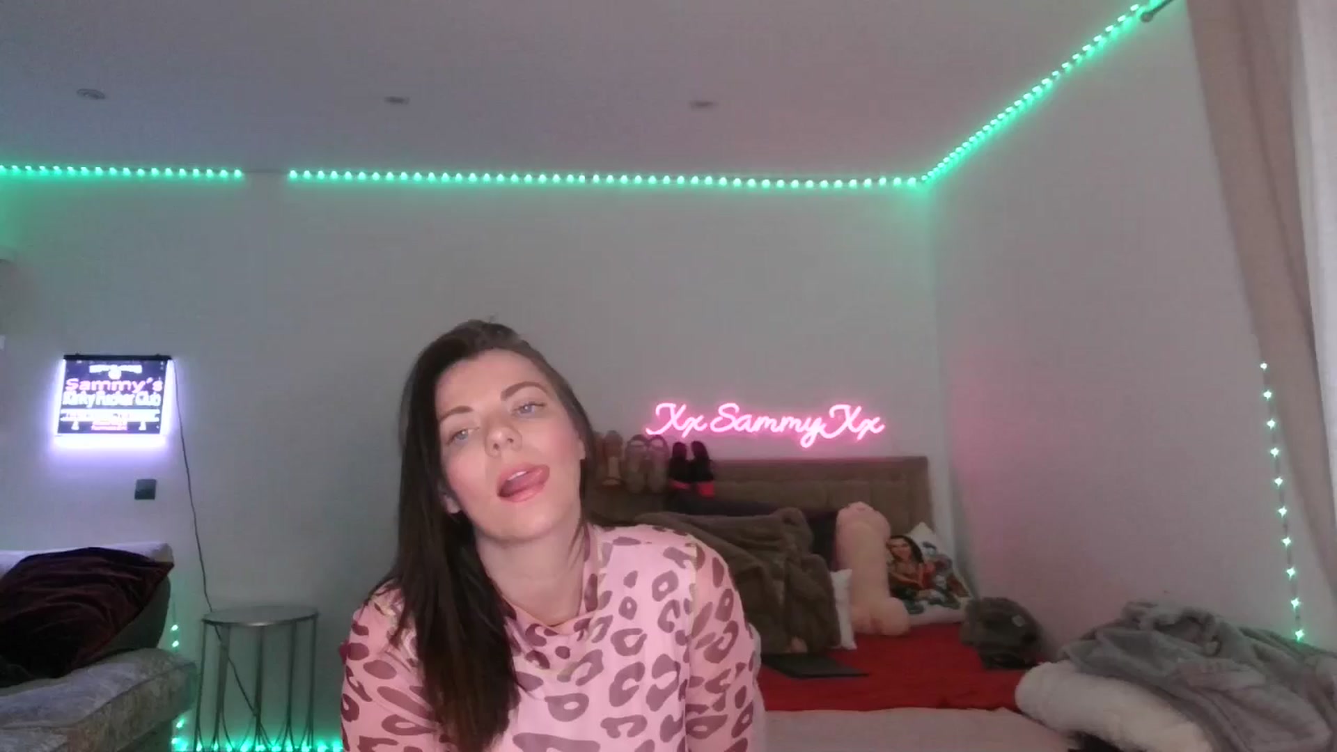 Gallery image thumbnail from innocentSamx's myfreecams stream on, 02/25/2025, 13:59 image 1 of 20