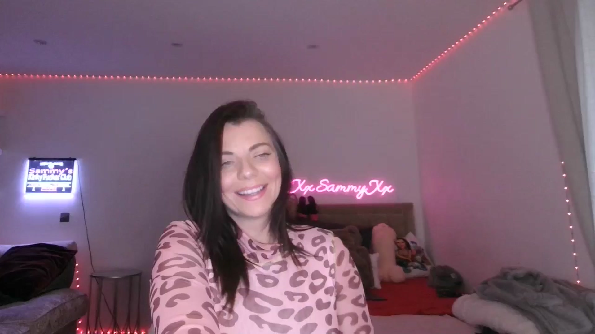 Gallery image thumbnail from innocentSamx's myfreecams stream on, 02/25/2025, 13:59 image 4 of 20
