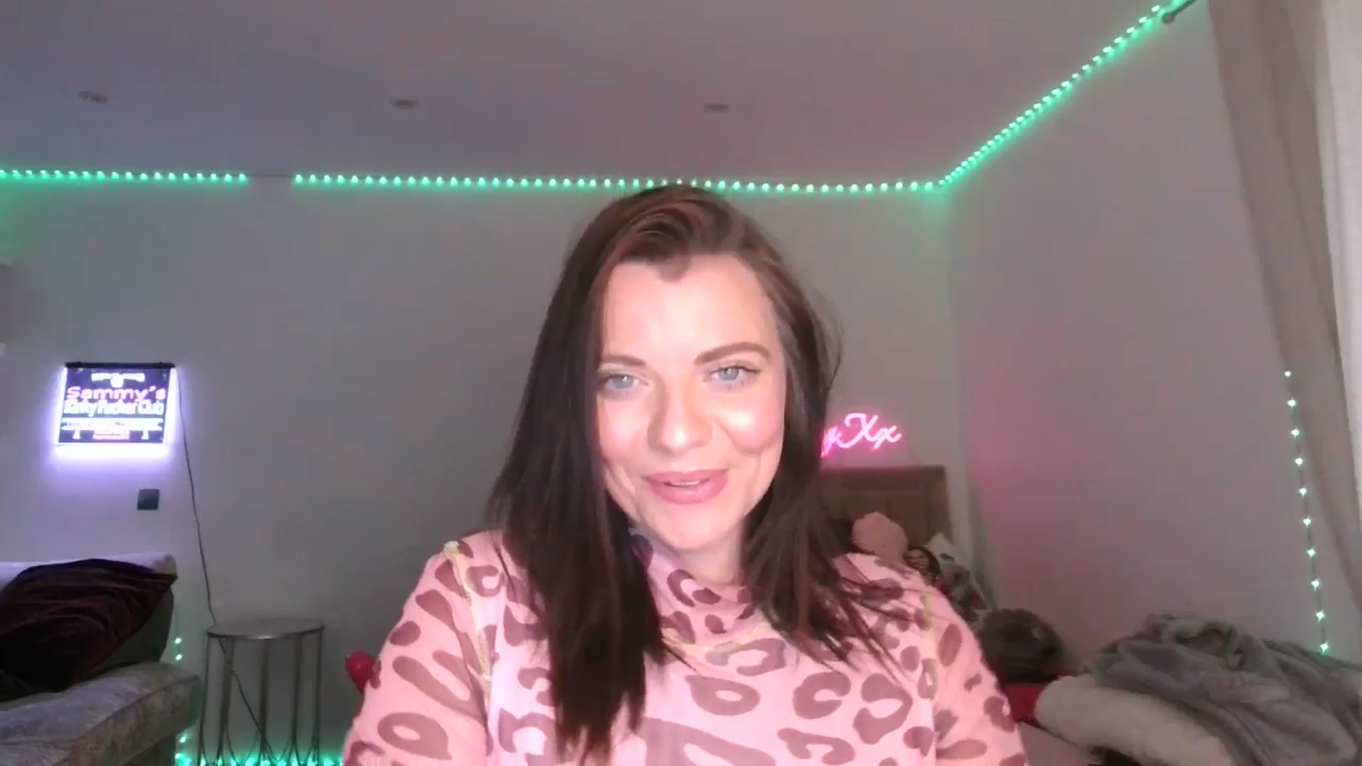 Gallery image thumbnail from innocentSamx's myfreecams stream on, 02/25/2025, 13:59 image 13 of 20