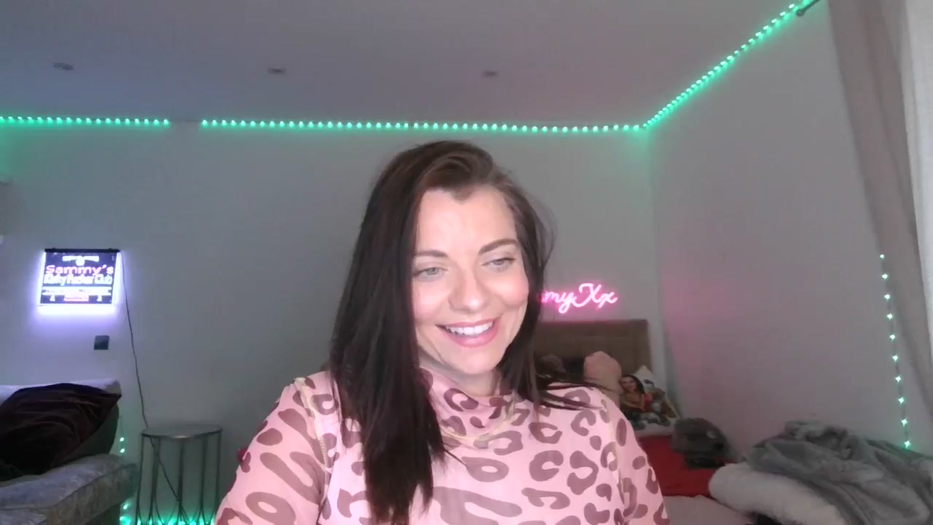Gallery image thumbnail from innocentSamx's myfreecams stream on, 02/25/2025, 13:59 image 12 of 20