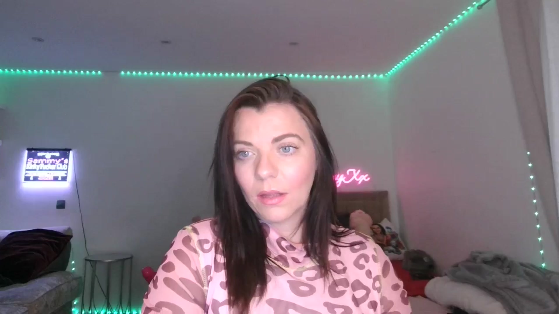 Gallery image thumbnail from innocentSamx's myfreecams stream on, 02/25/2025, 13:59 image 6 of 20