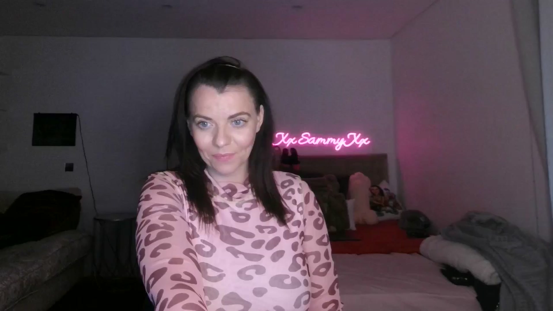 Gallery image thumbnail from innocentSamx's myfreecams stream on, 02/25/2025, 16:09 image 19 of 20