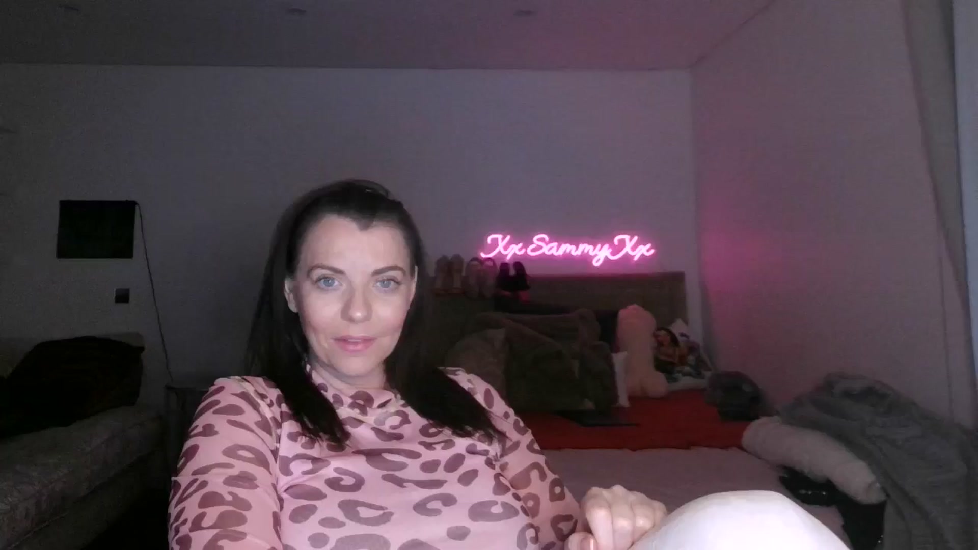 Gallery image thumbnail from innocentSamx's myfreecams stream on, 02/25/2025, 16:09 image 18 of 20