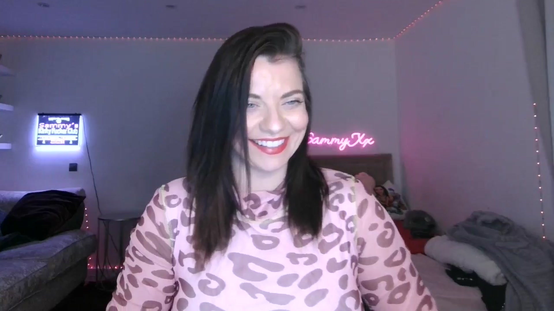 Gallery image thumbnail from innocentSamx's myfreecams stream on, 02/25/2025, 16:43 image 17 of 20