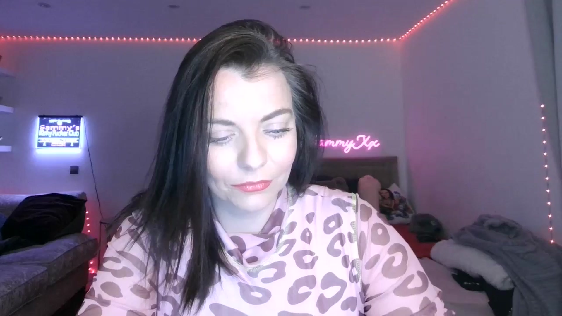 Gallery image thumbnail from innocentSamx's myfreecams stream on, 02/25/2025, 17:03 image 17 of 20