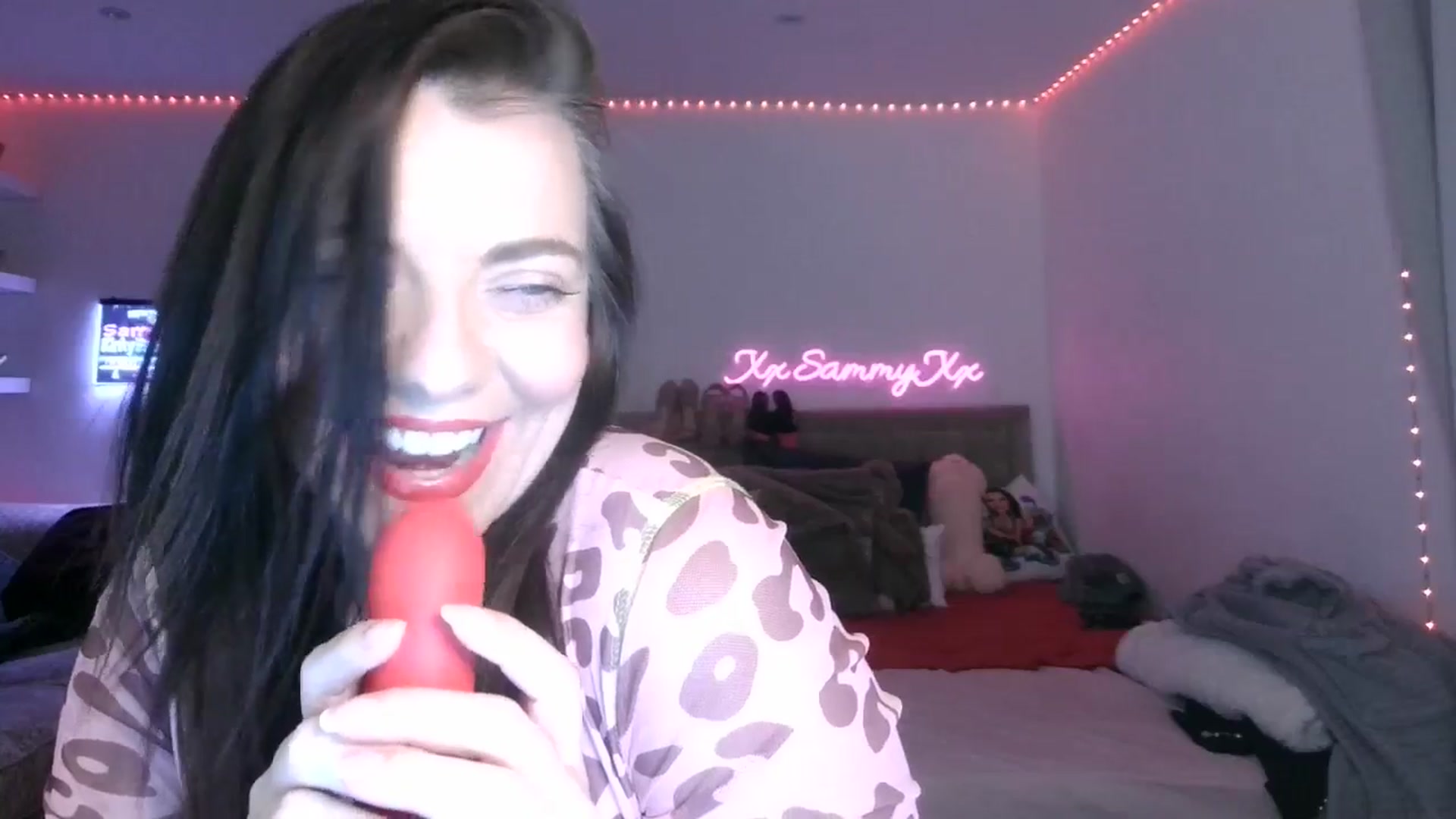 Gallery image thumbnail from innocentSamx's myfreecams stream on, 02/25/2025, 17:03 image 12 of 20