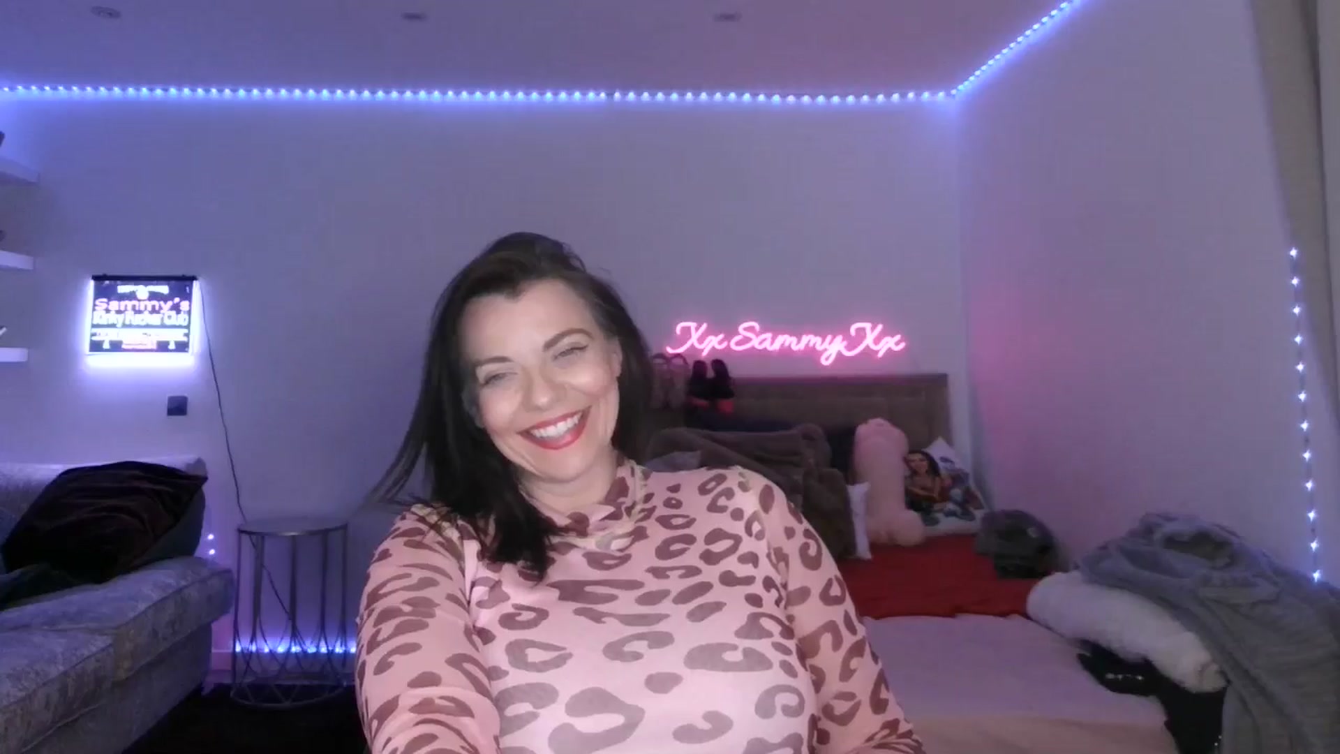 Gallery image thumbnail from innocentSamx's myfreecams stream on, 02/25/2025, 17:03 image 16 of 20