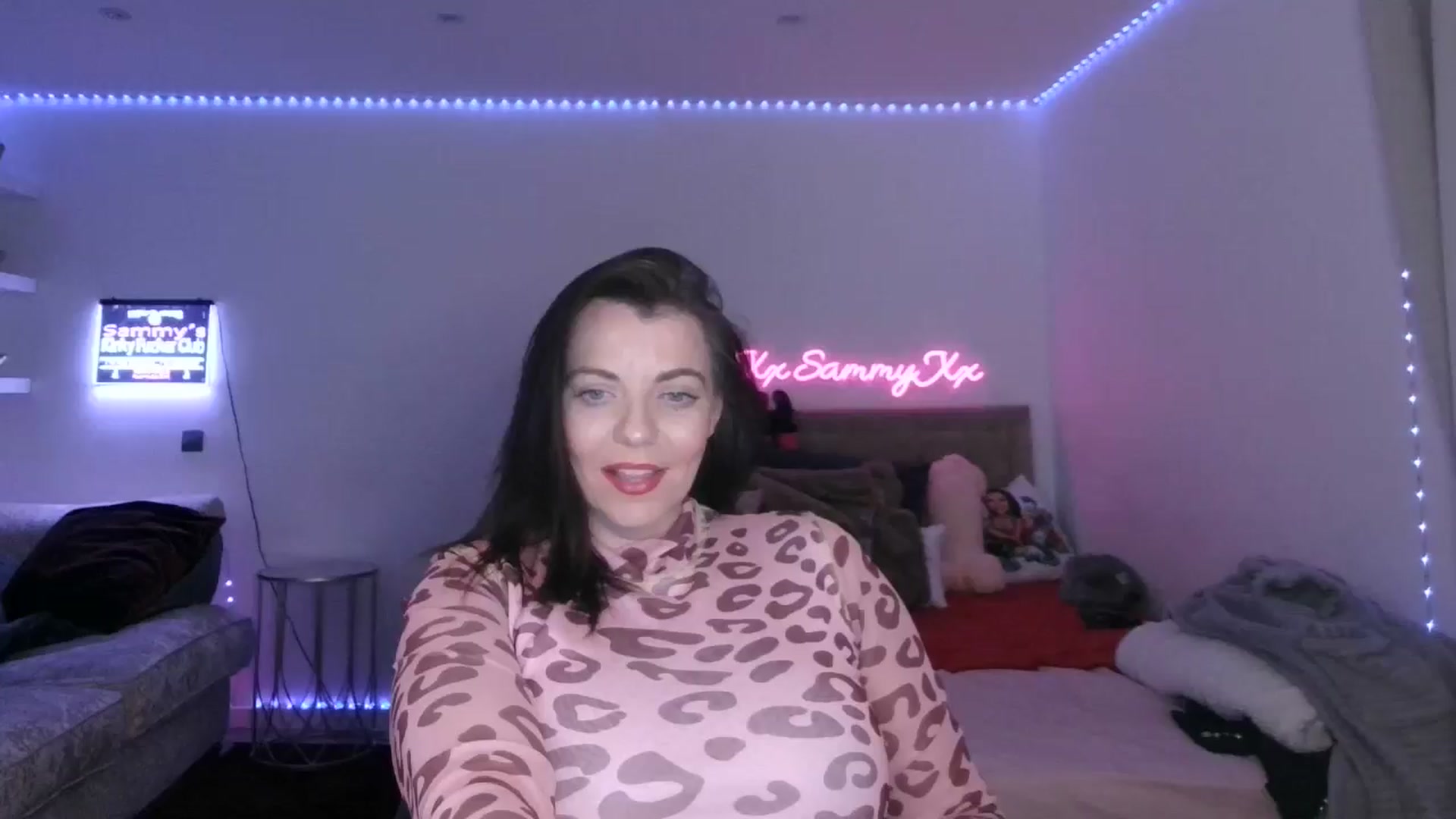 Gallery image thumbnail from innocentSamx's myfreecams stream on, 02/25/2025, 17:03 image 15 of 20
