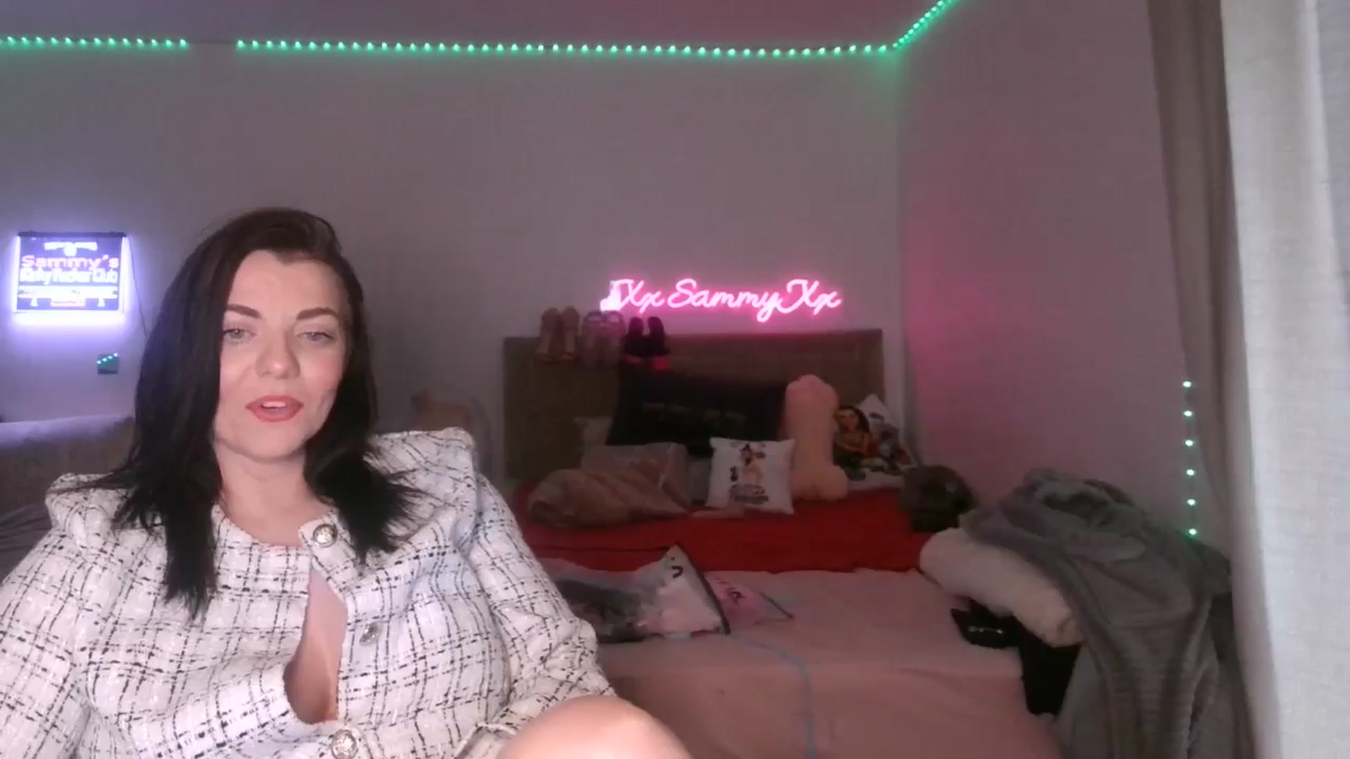 Gallery image thumbnail from innocentSamx's myfreecams stream on, 02/27/2025, 14:28 image 12 of 20