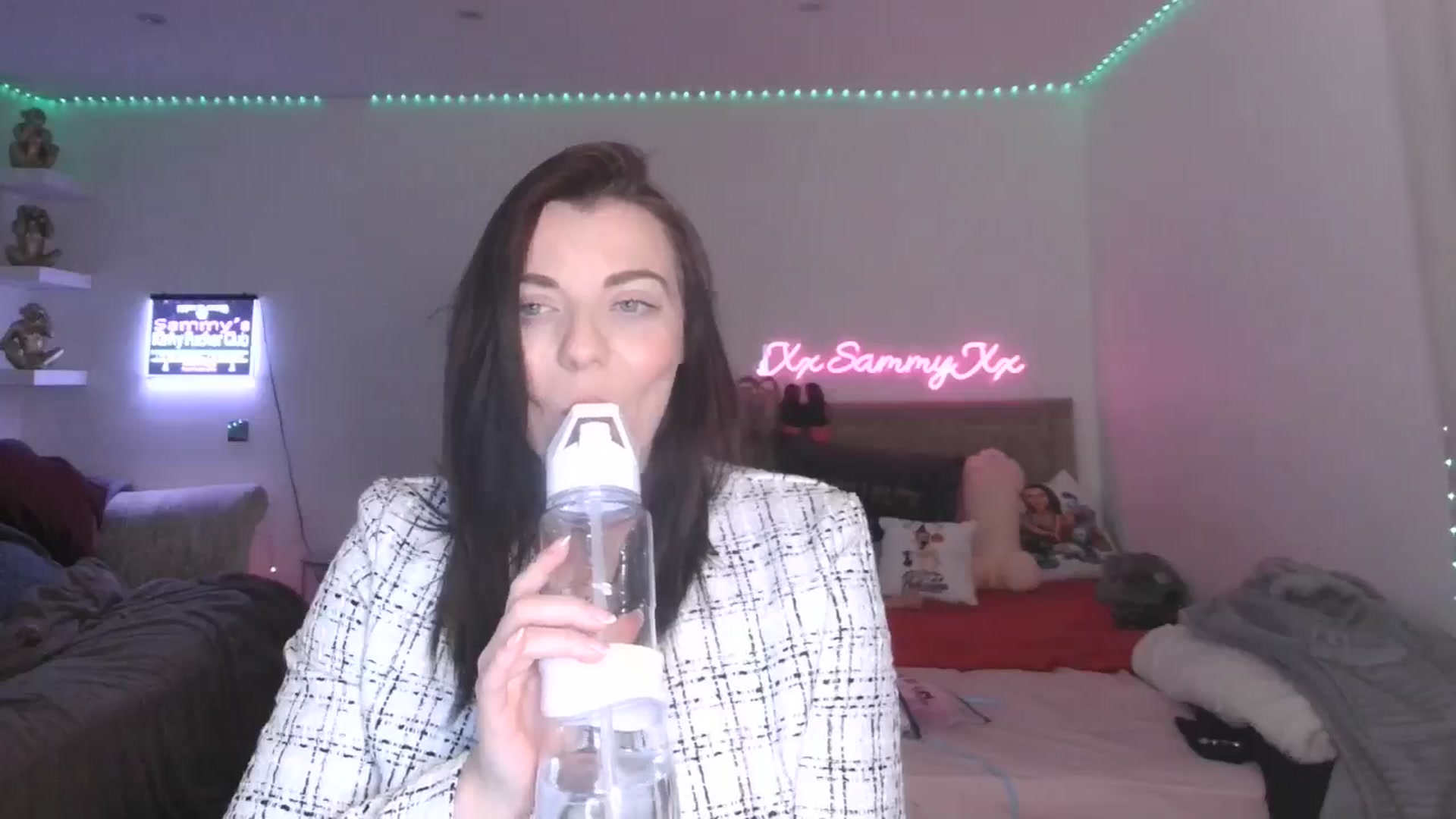 Gallery image thumbnail from innocentSamx's myfreecams stream on, 02/27/2025, 15:42 image 15 of 20