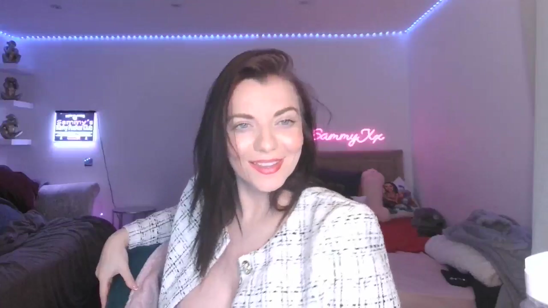Gallery image thumbnail from innocentSamx's myfreecams stream on, 02/27/2025, 16:10 image 15 of 20